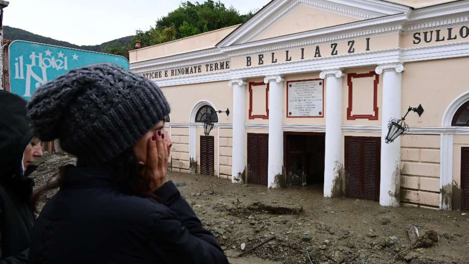 Immagine di La suora di Casamicciola: «Chiedo una preghiera». Il vescovo ospita gli sfollati