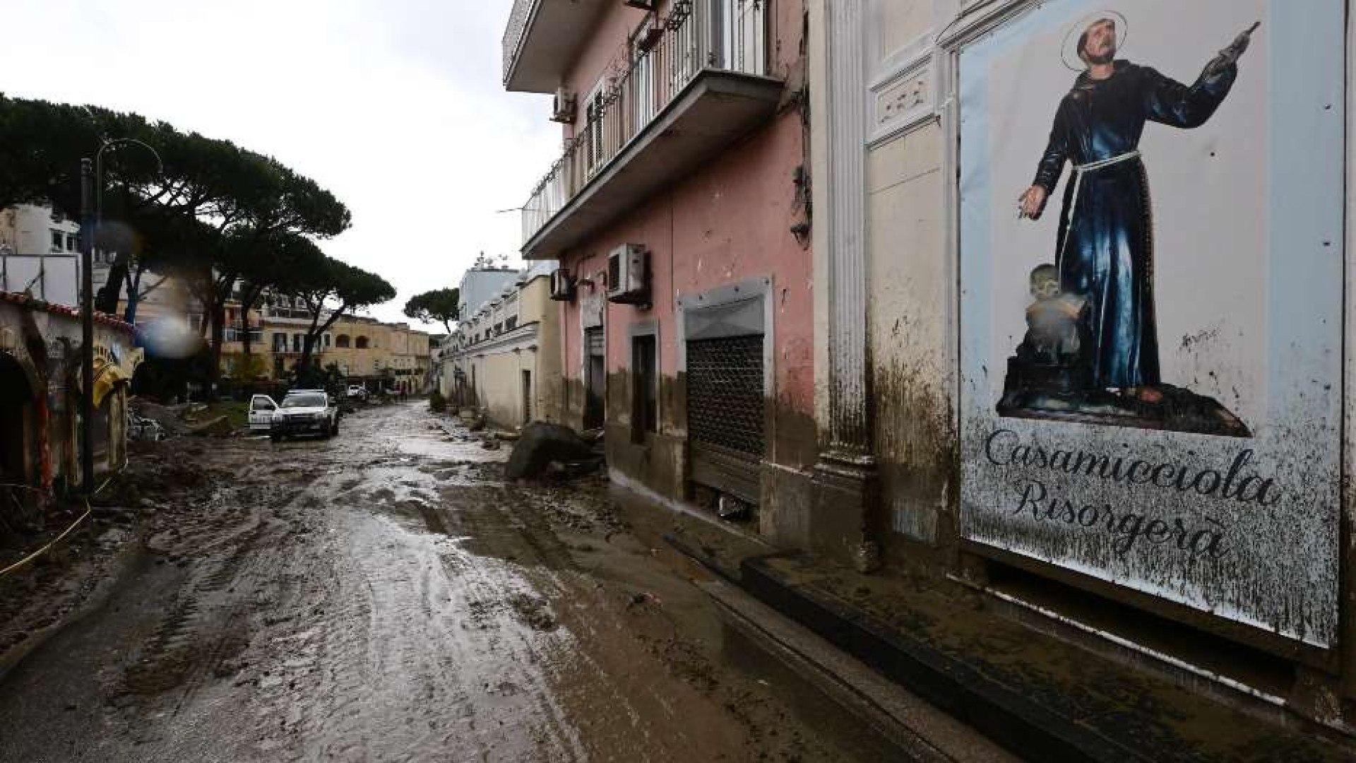 Immagine di Frana a Ischia, 7 morti. Si cercano 5 dispersi