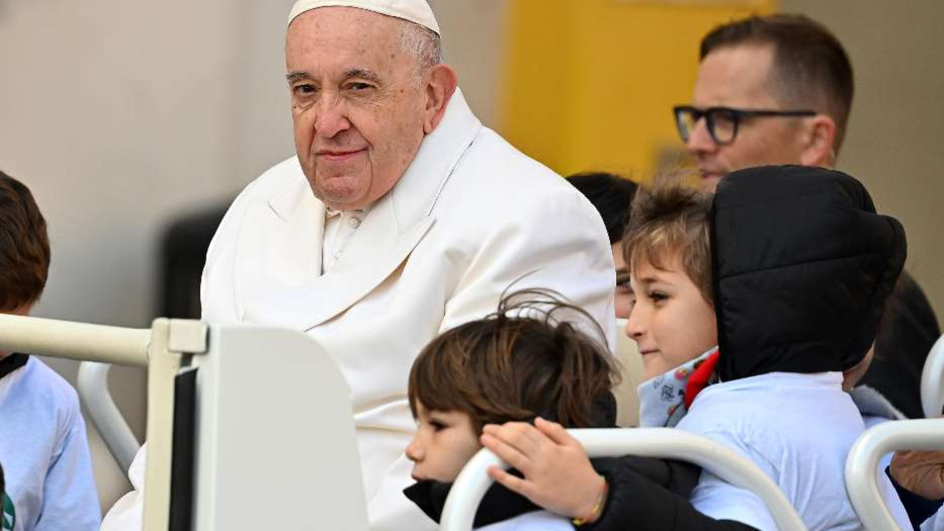Immagine di Il Papa: Dio porti la pace alle nazioni provate dalla guerra