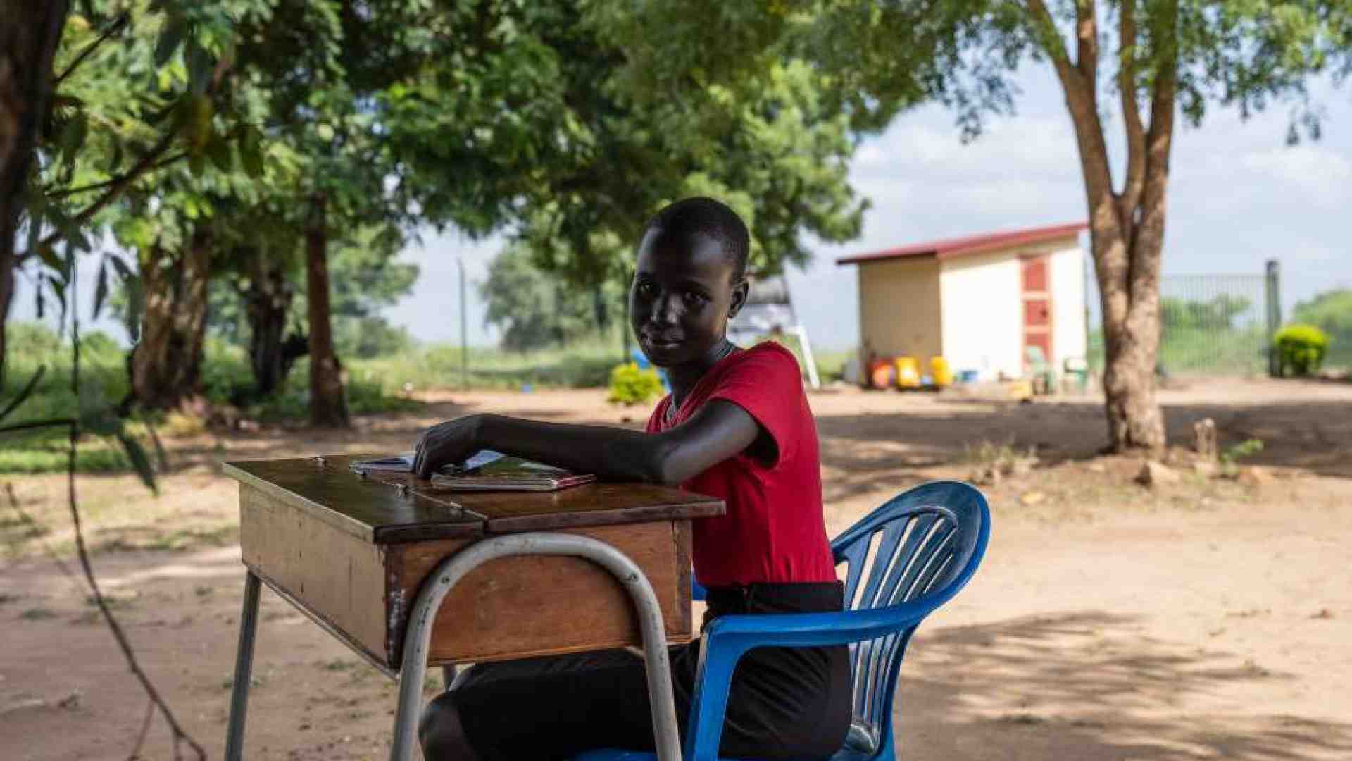 Immagine di I tappi di plastica, raccolti in Sicilia, portano la scuola in Sud Sudan