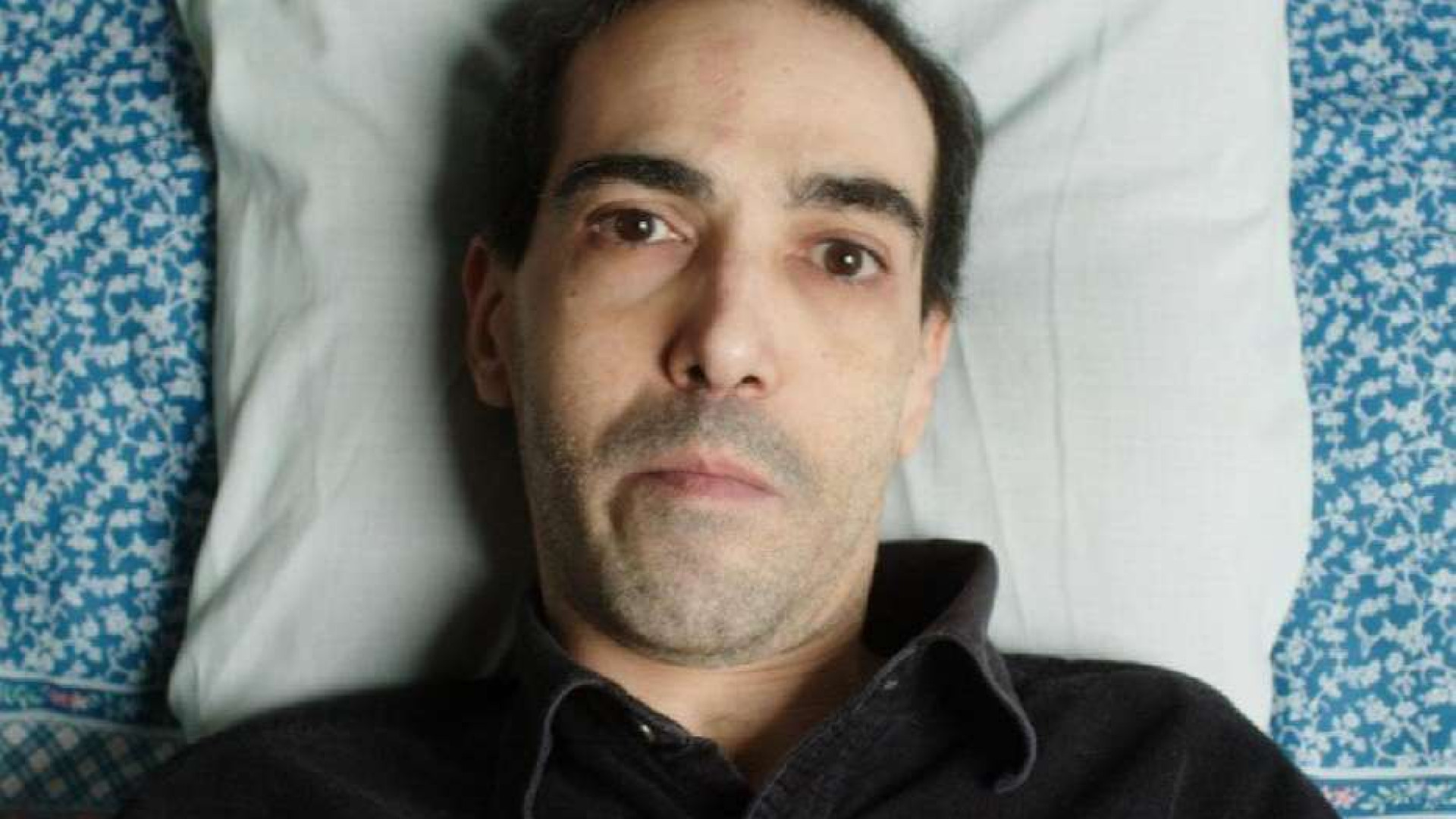 Immagine di Massimiliano, suicidio assistito in Svizzera. L'unica risposta per i malati?