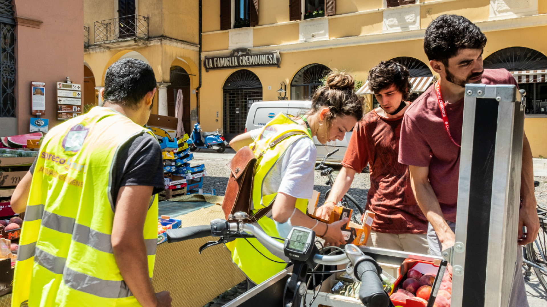 Immagine di I giovani rilanciano "No Spreco". Adesso anche libri e vestiti
