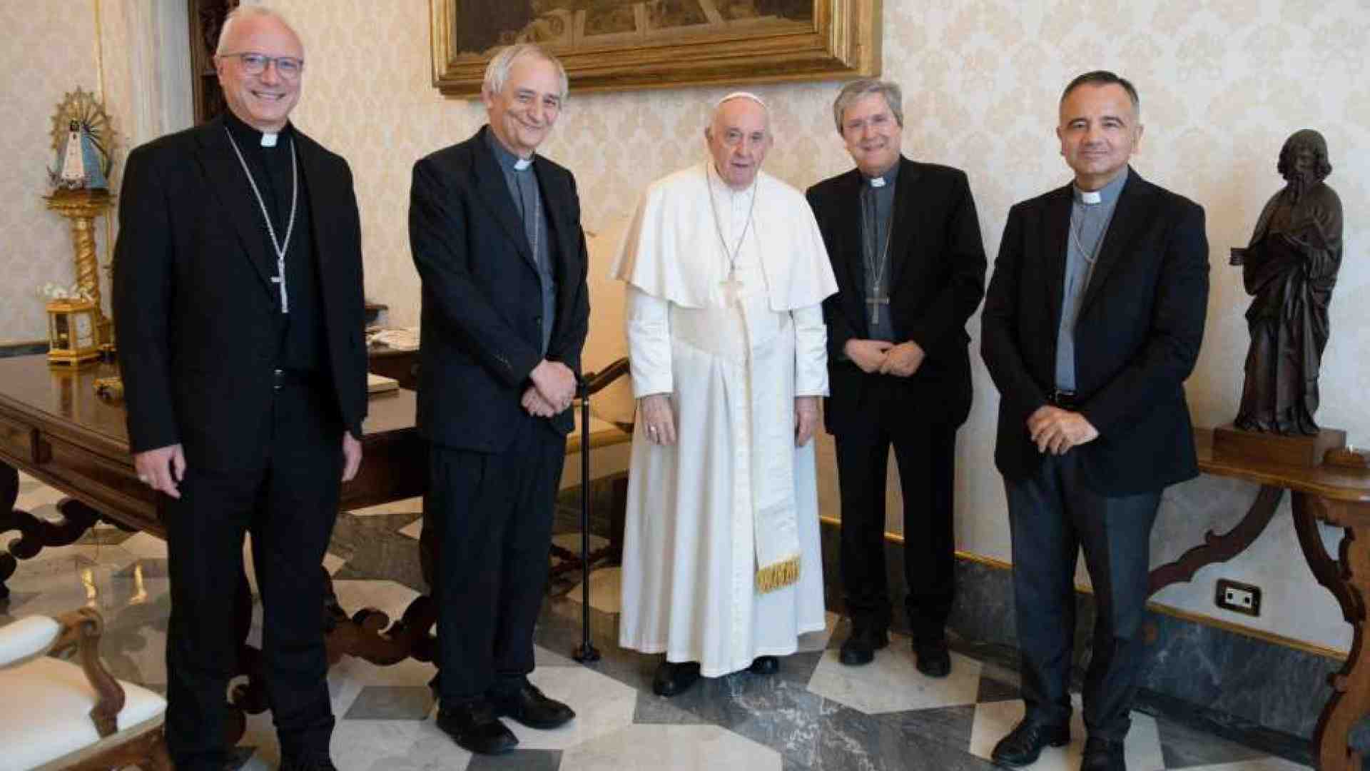 Immagine di Gli auguri della presidenza della Cei per gli 86 anni di Papa Francesco