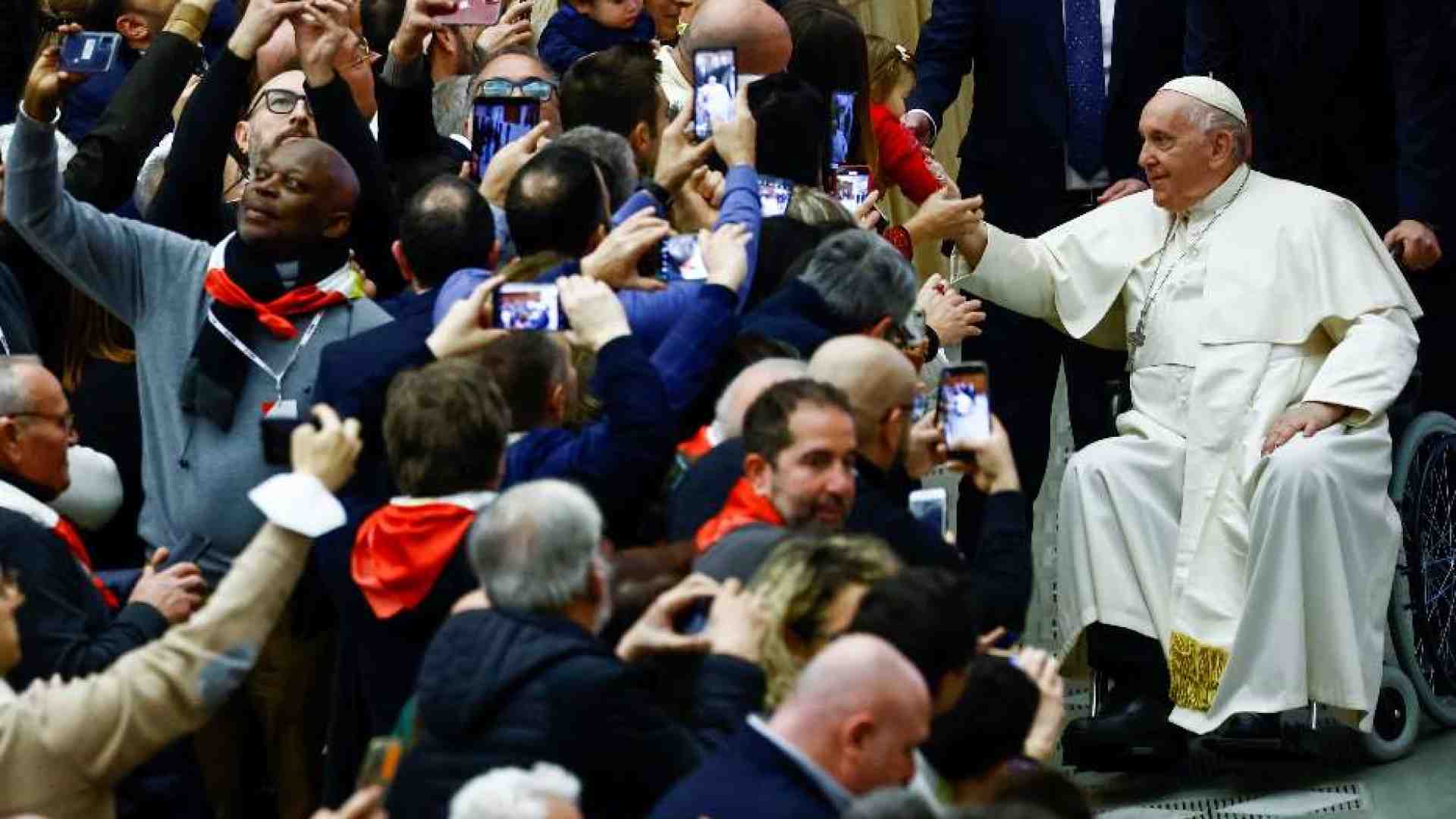 Immagine di Il Papa alla Cgil: siate attenti ai giovani, educate alla pace