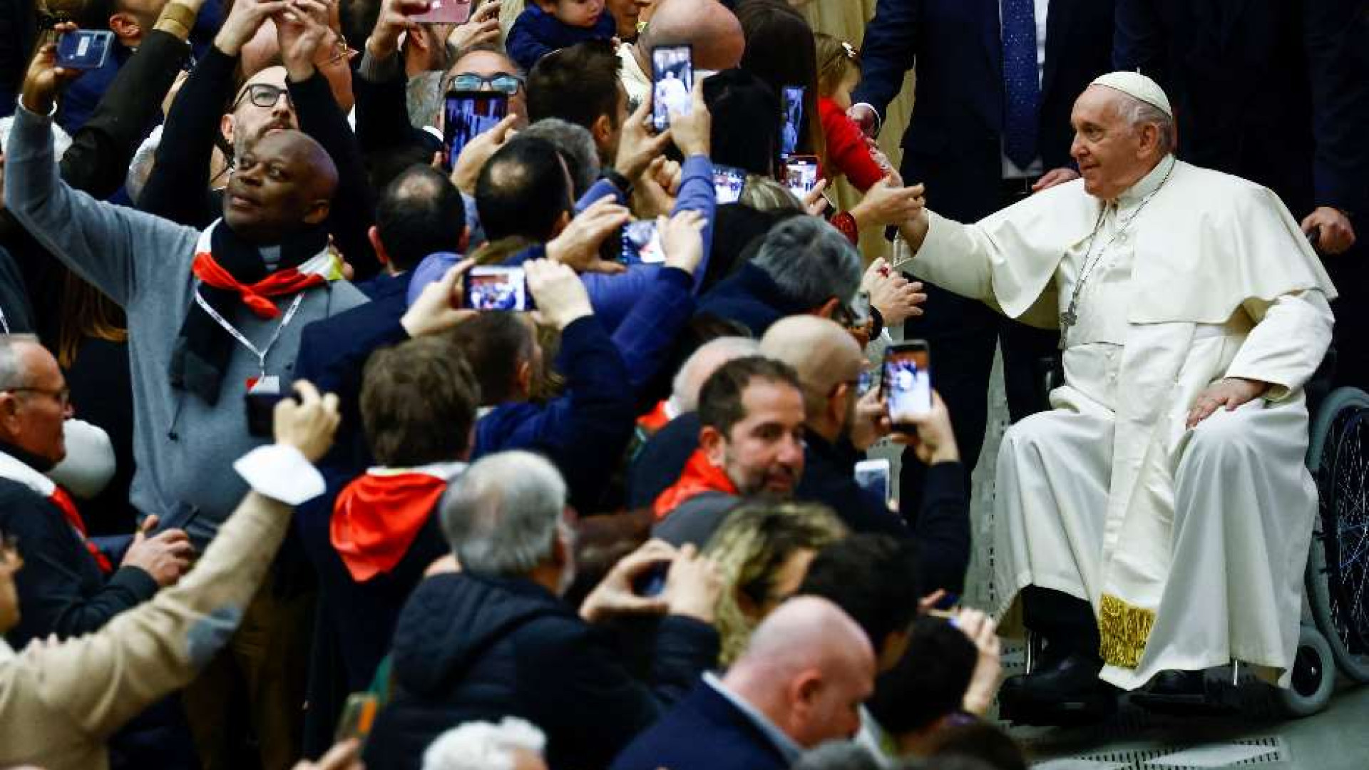 Immagine di Il Papa alla Cgil: siate attenti ai giovani, educate alla pace