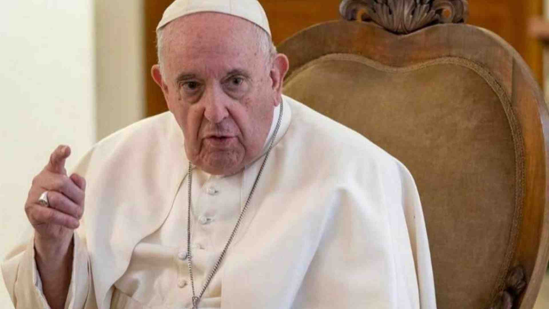 Immagine di Papa Francesco e la lettera di rinuncia se malato / I precedenti