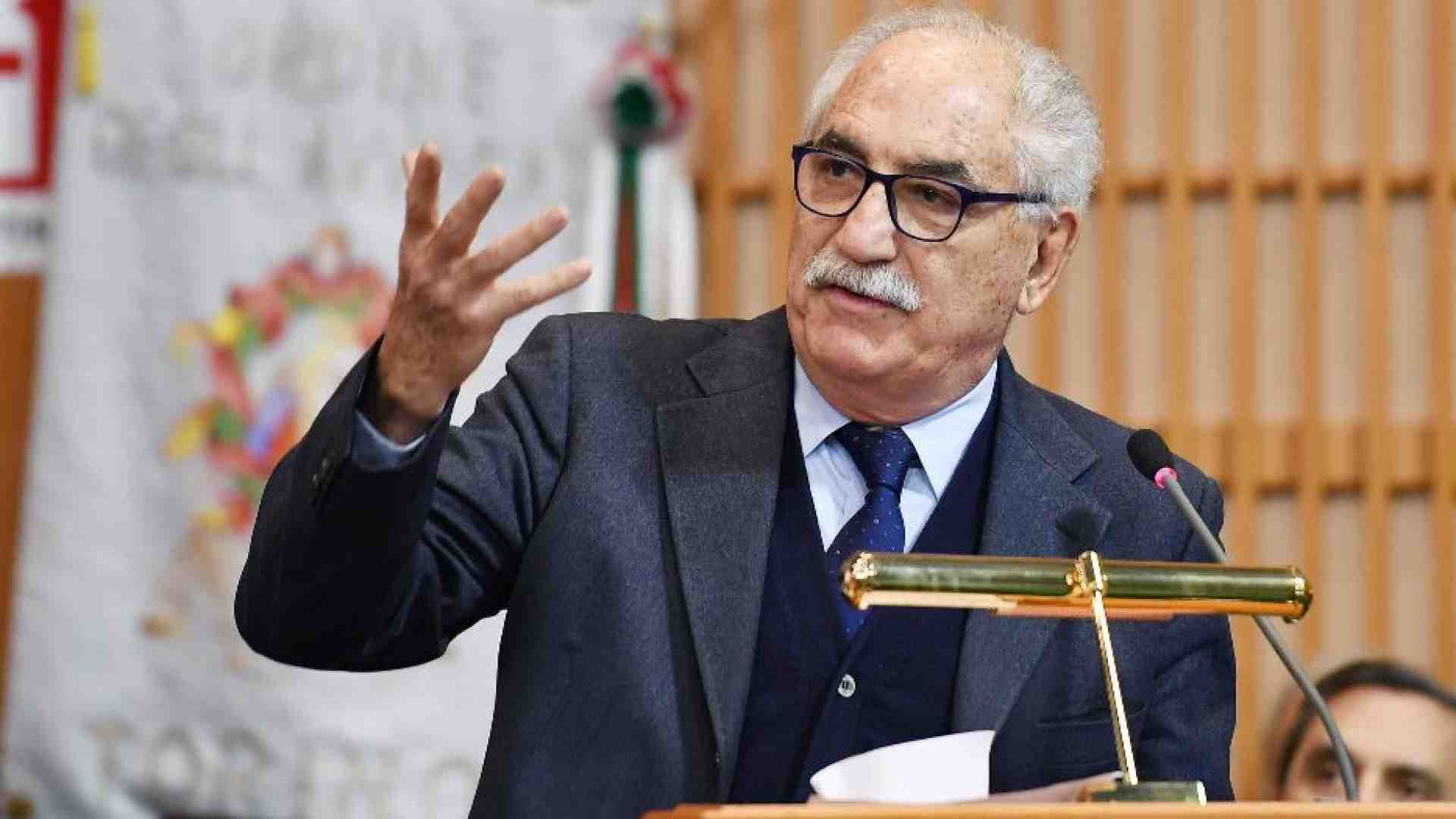 Immagine di Ong in mare dopo la stretta. Spataro: «Ora disobbedienza civile»