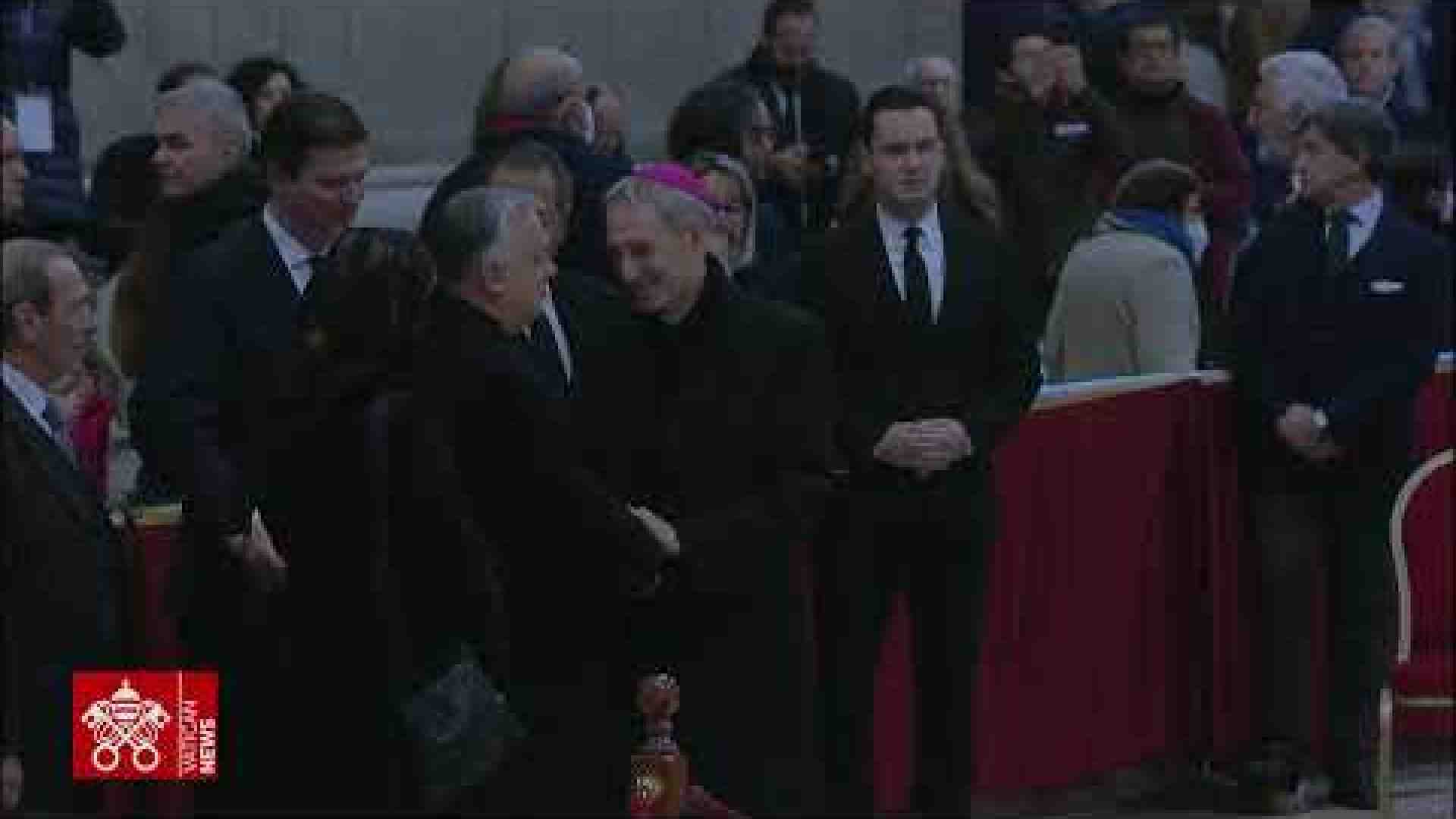 Immagine di Affetto, gratitudine e preghiera. Già oltre 135mila per Benedetto XVI