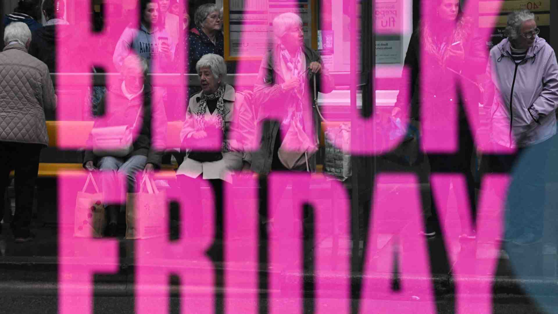 Immagine di La direttiva Omnibus tutela i consumatori su recensioni e sconti sospetti