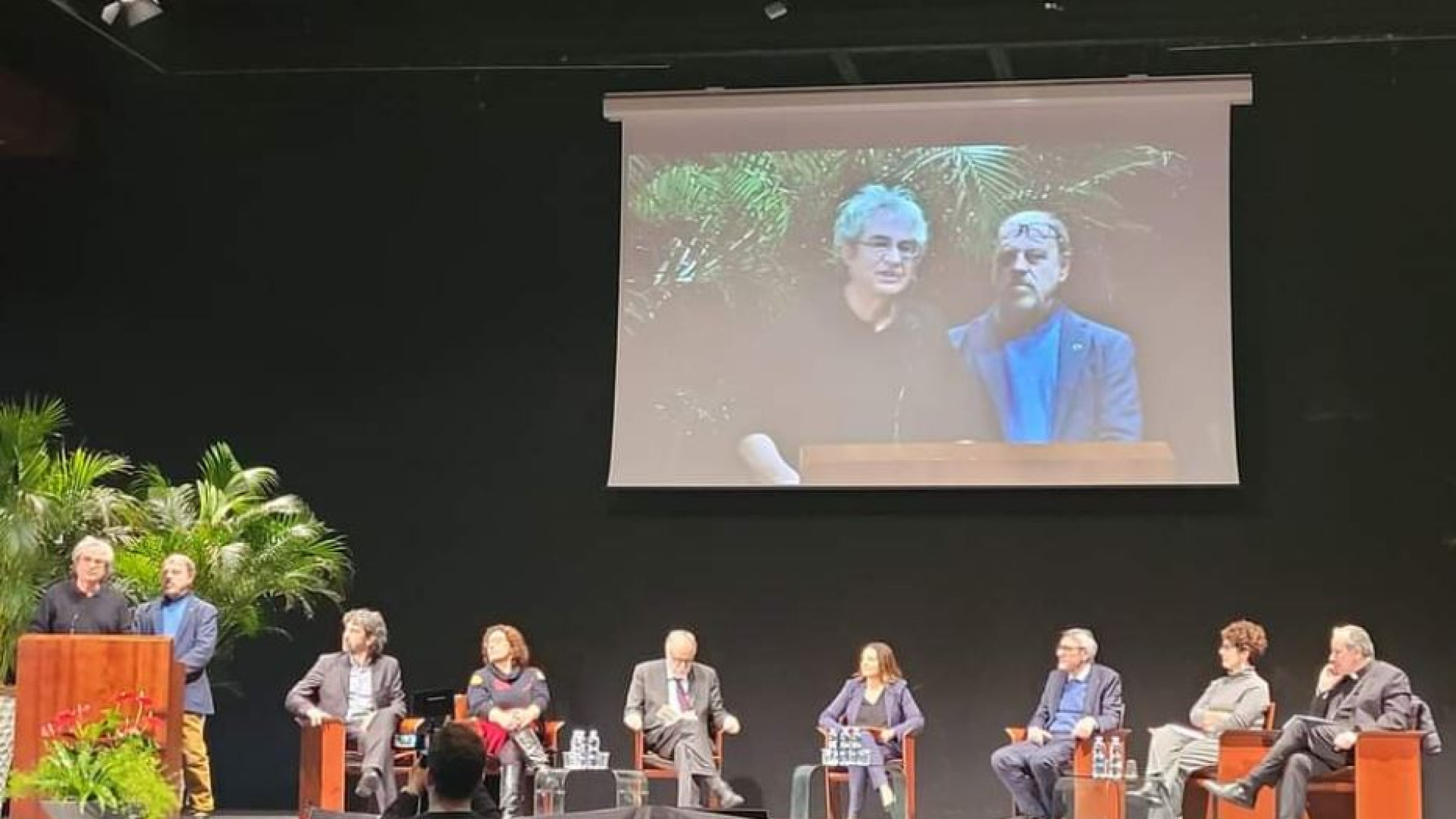 Immagine di A Verona sventola la bandiera della pace