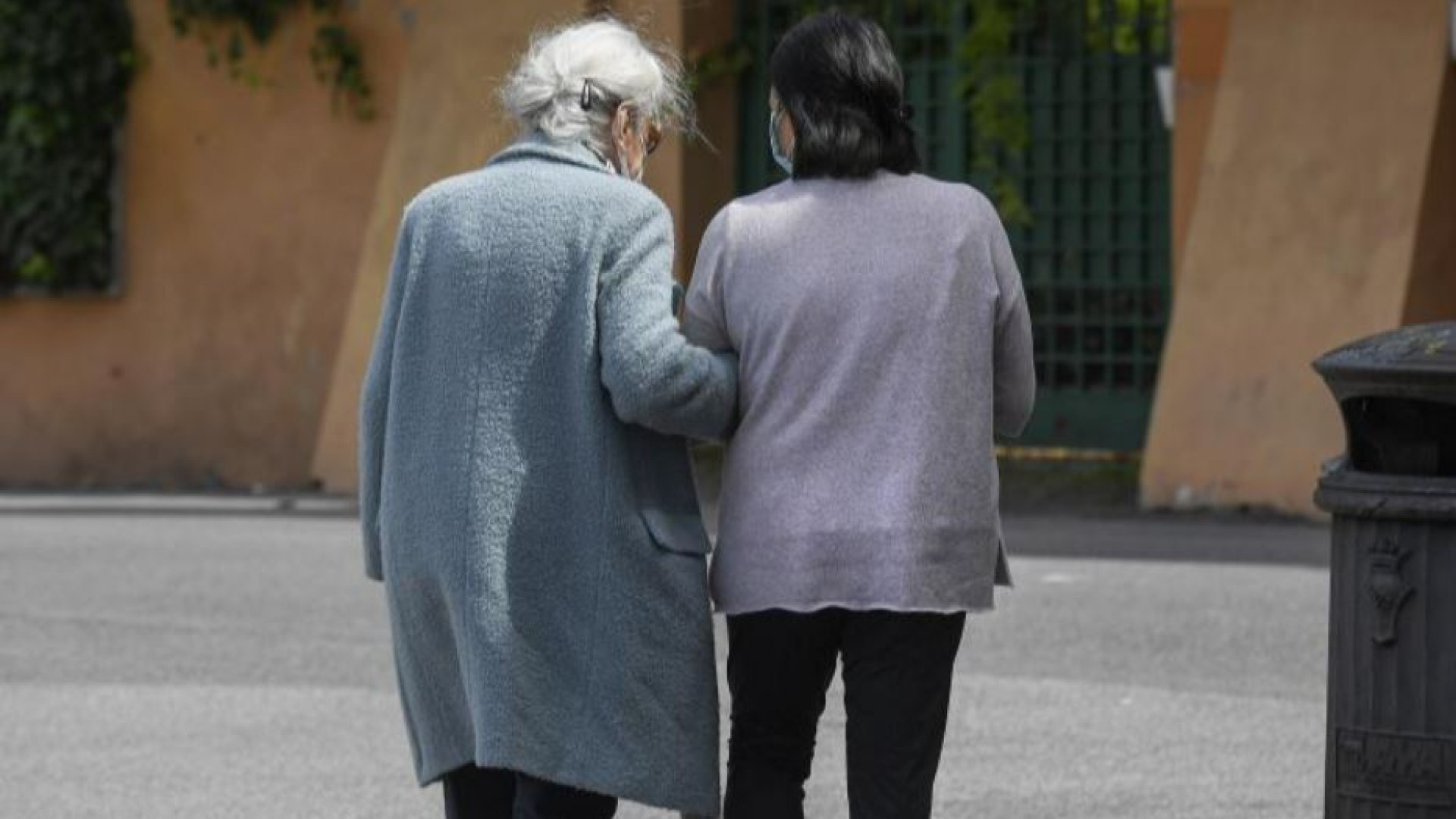Immagine di Colf e badanti, nessun accordo. Gli aumenti sono automatici