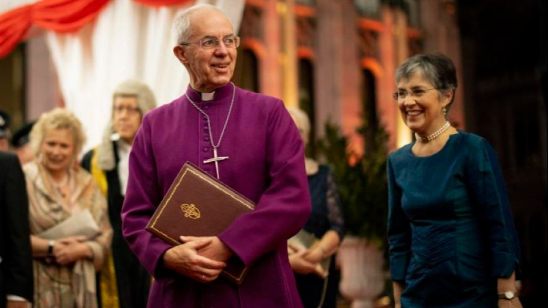 Immagine di Matrimoni omosessuali, no anglicano