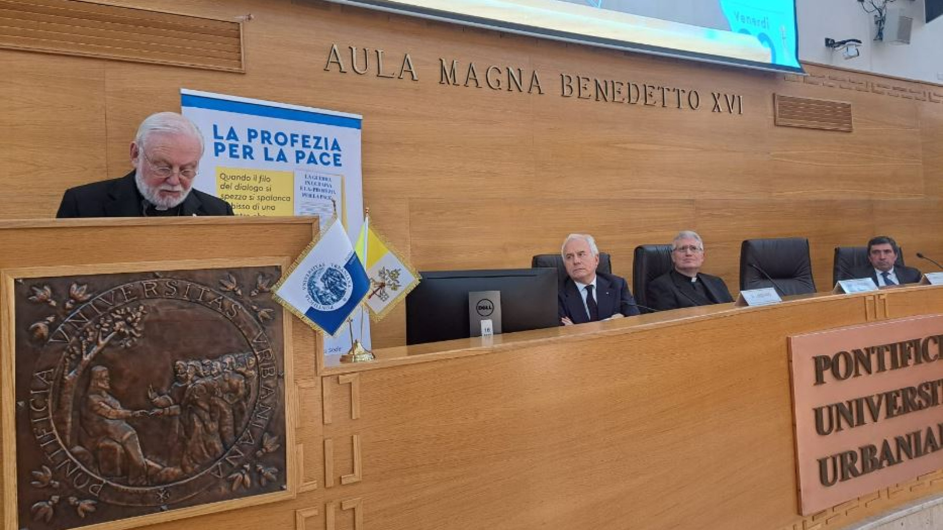 Immagine di «Uno scandalo la spesa per le armi». E il Papa per ora non andrà a Kiev