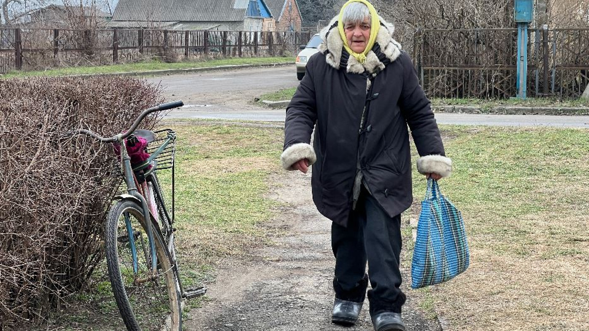 Immagine di Sotto le bombe. Senza cibo e acqua. «Ma noi restiamo nei villaggi al fronte»