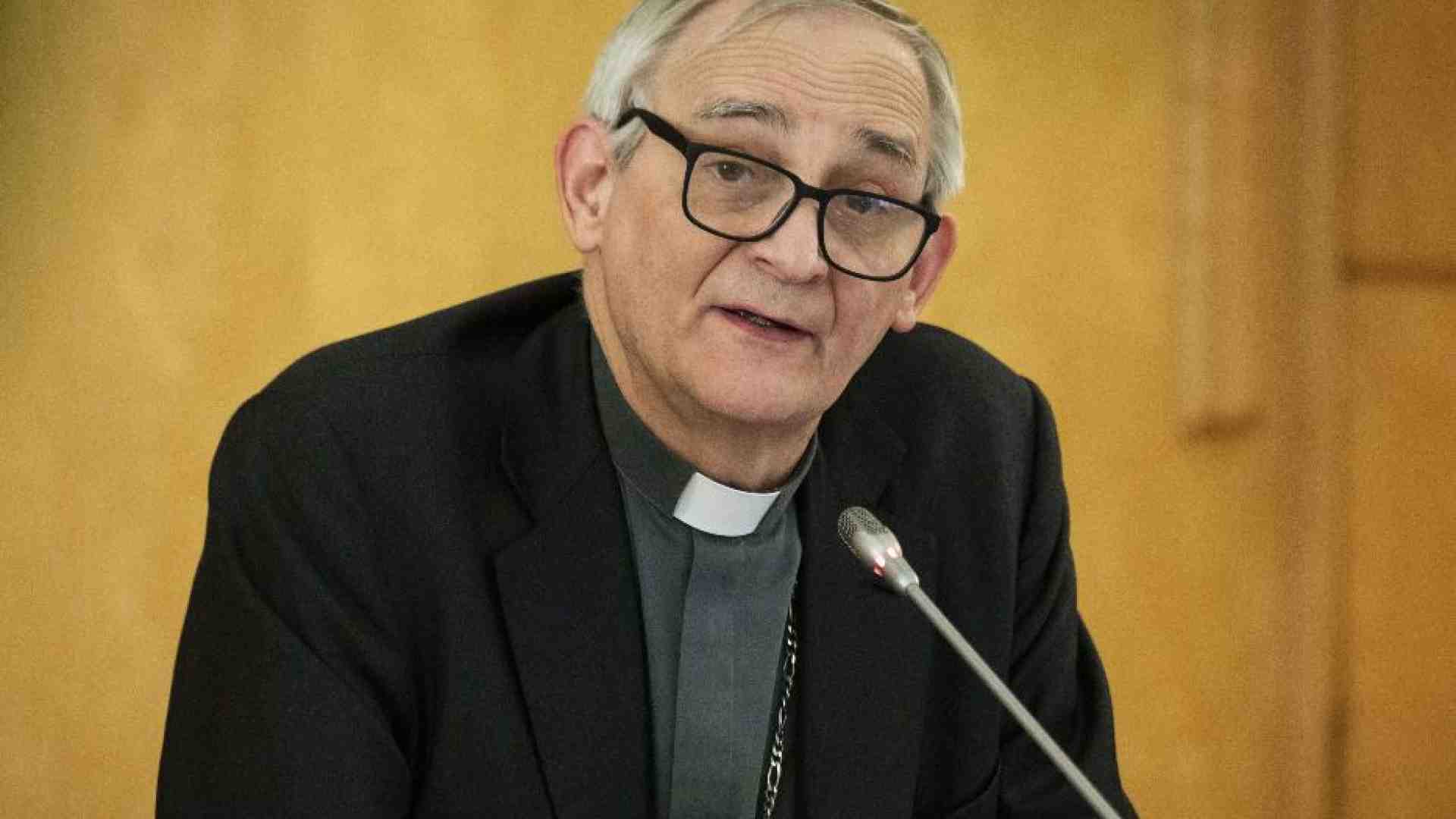 Immagine di Zuppi: «Essere donne e uomini di pace. Applicare la Costituzione per intero»