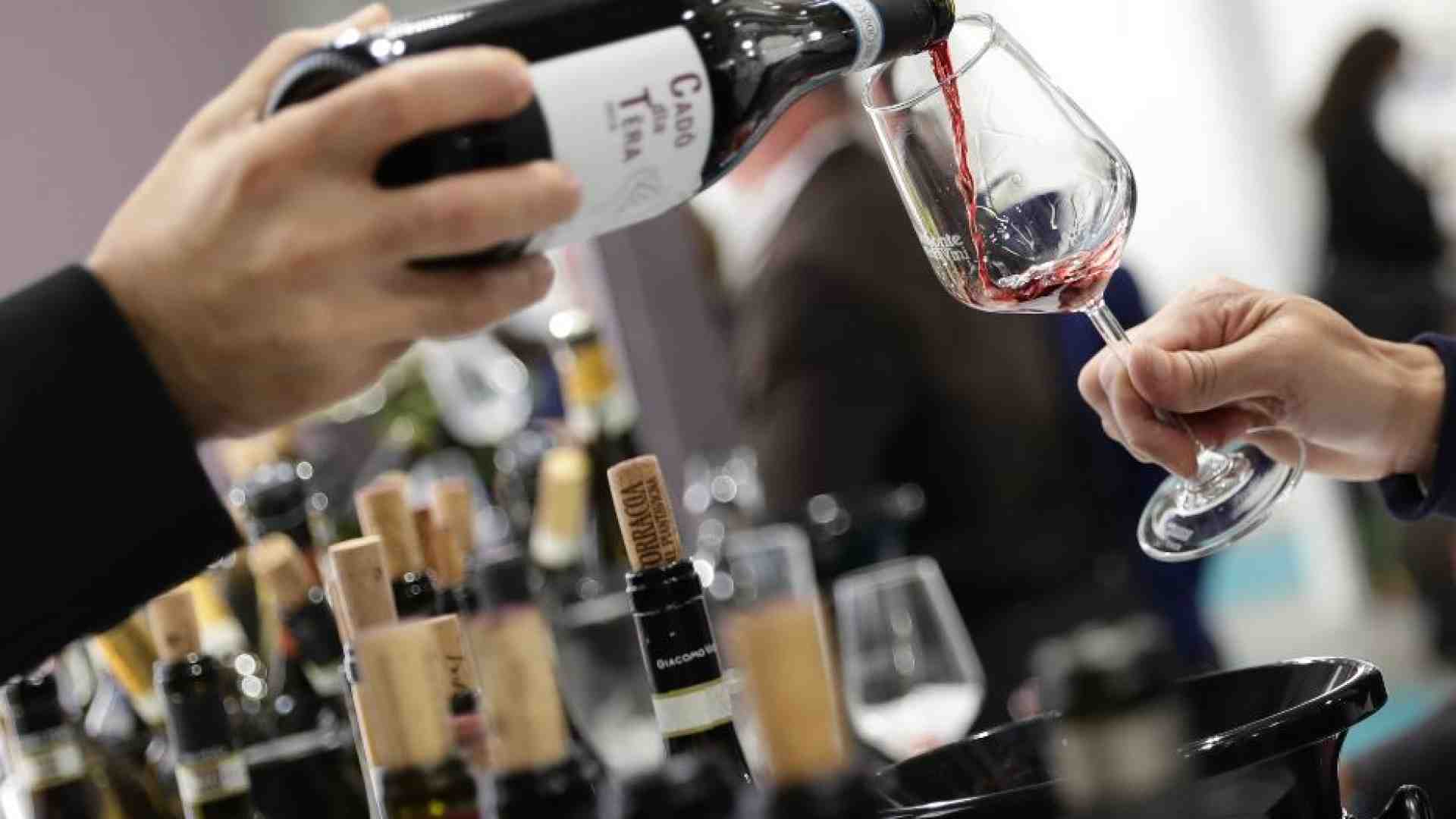Immagine di È l'eccesso di alcol che fa male. Si dica chiaro