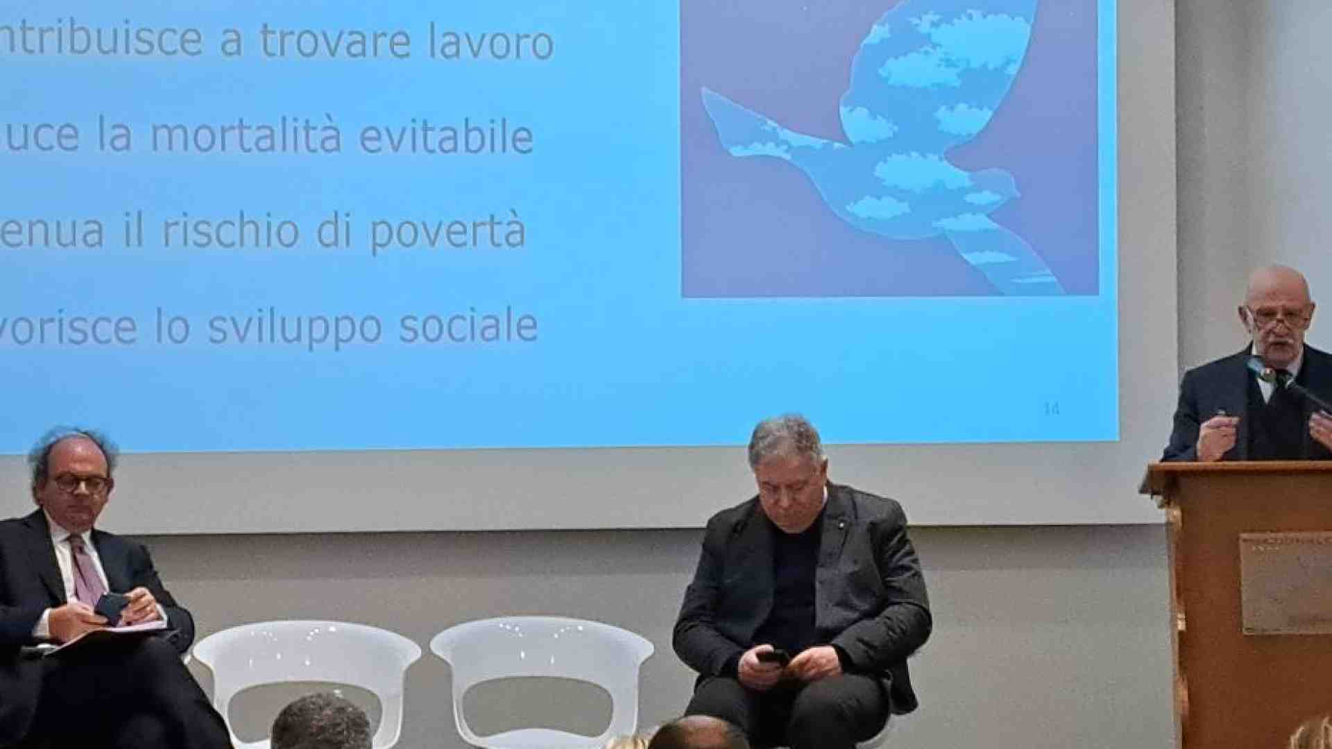 Immagine di Il non profit vale 84 miliardi di euro
