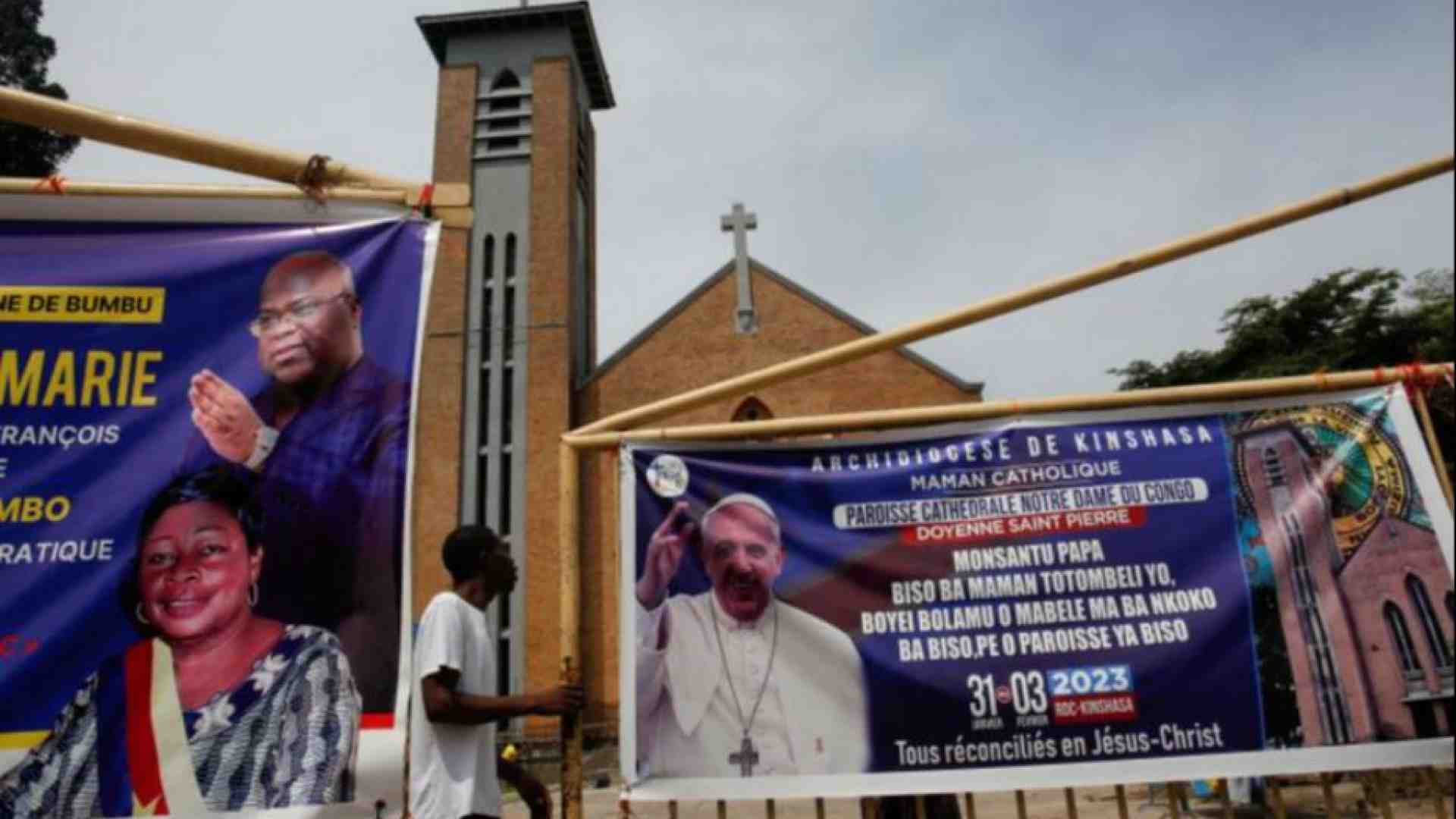 Immagine di Il Papa: «Africa, basta violenze e sfruttamento»
