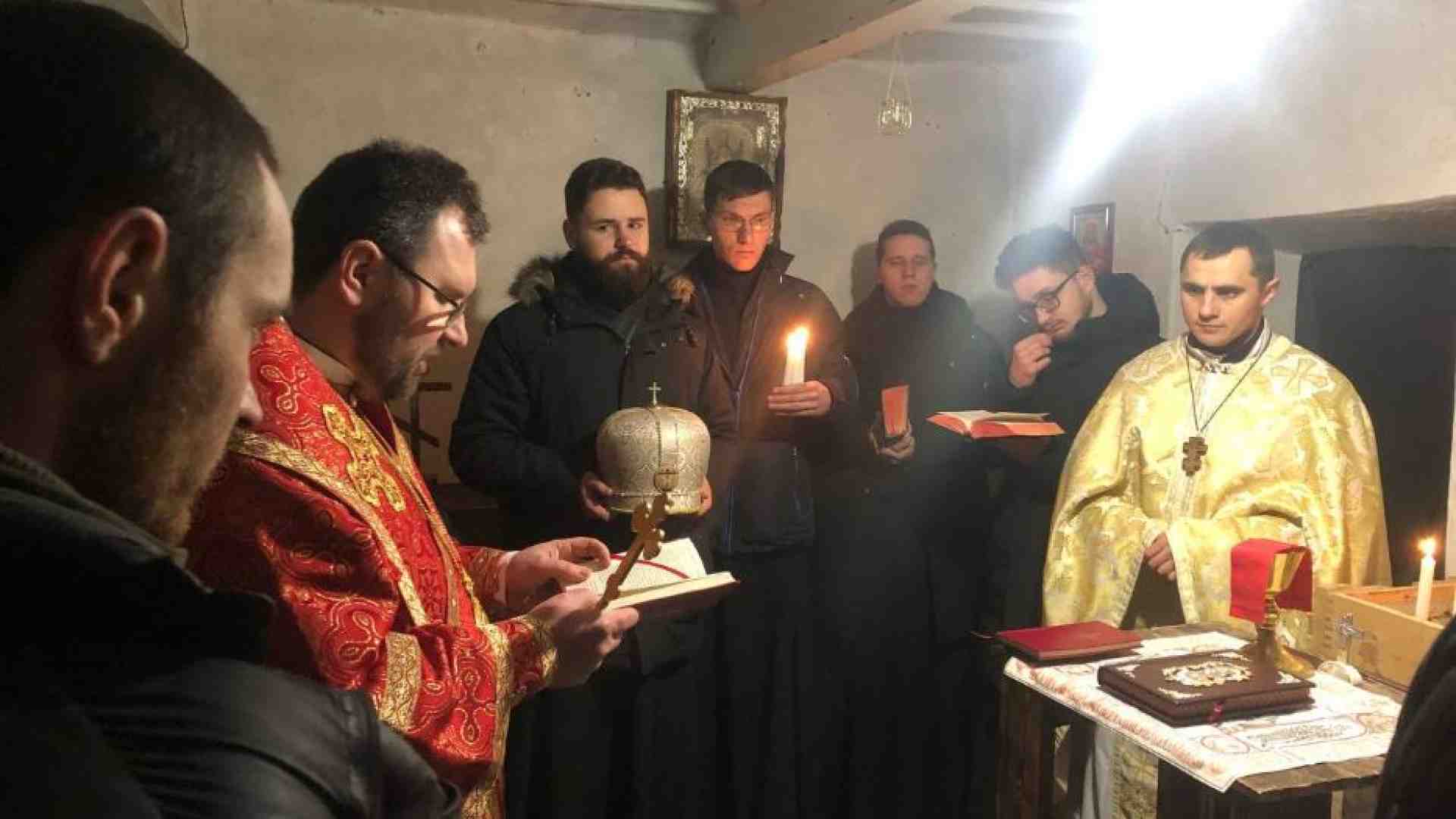 Immagine di Il vescovo in esilio: cinquemila chilometri al mese per raggiungere i fedeli
