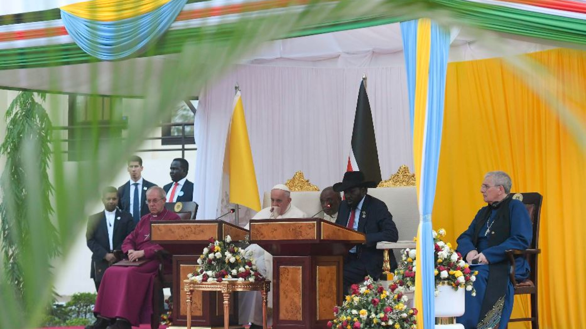 Immagine di Papa Francesco in Sud Sudan: «Vengo come pellegrino di pace»