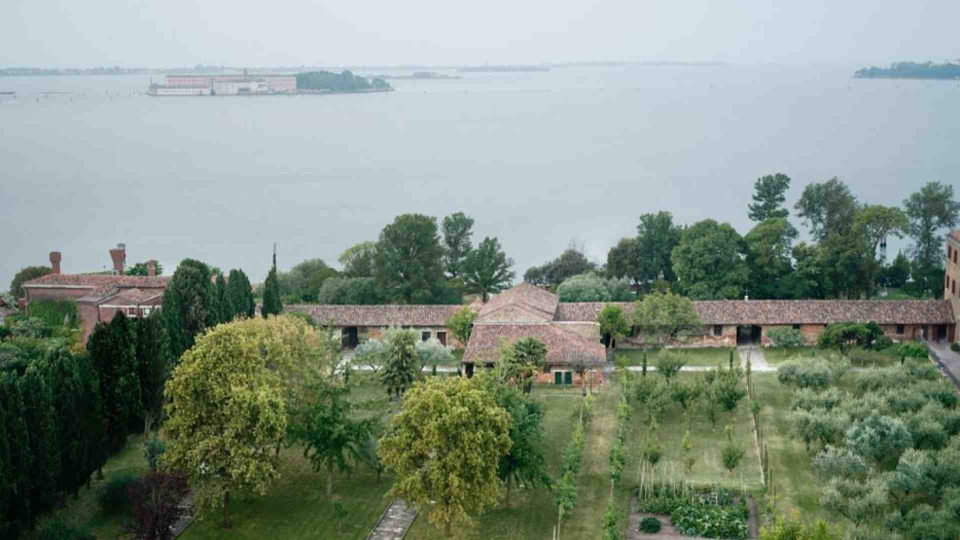 Immagine di Il giardino francescano del Redentore rifiorisce a Venezia