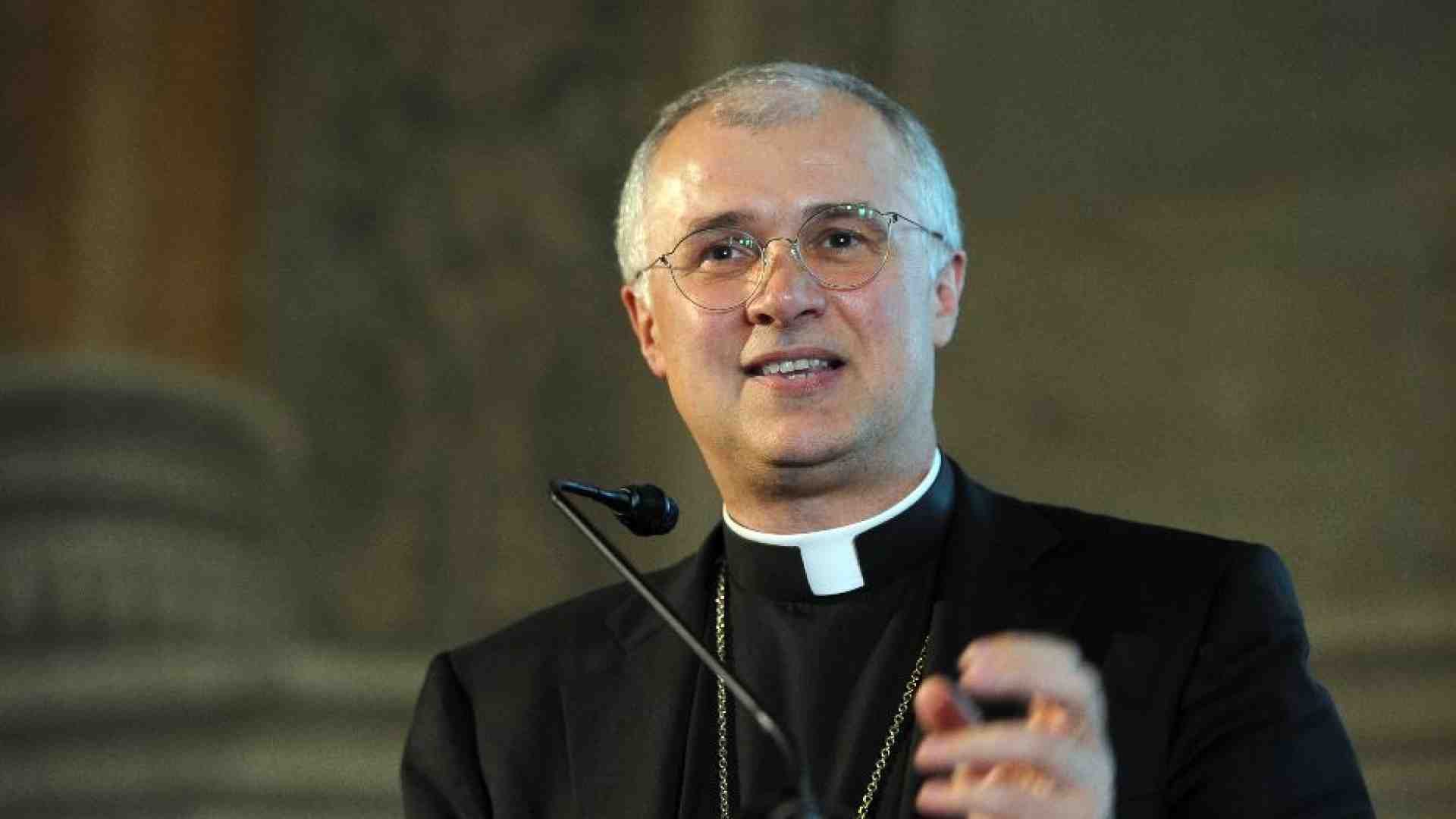 Immagine di Giovani e Chiesa troppo distanti: «Dal Sinodo un nuovo slancio»