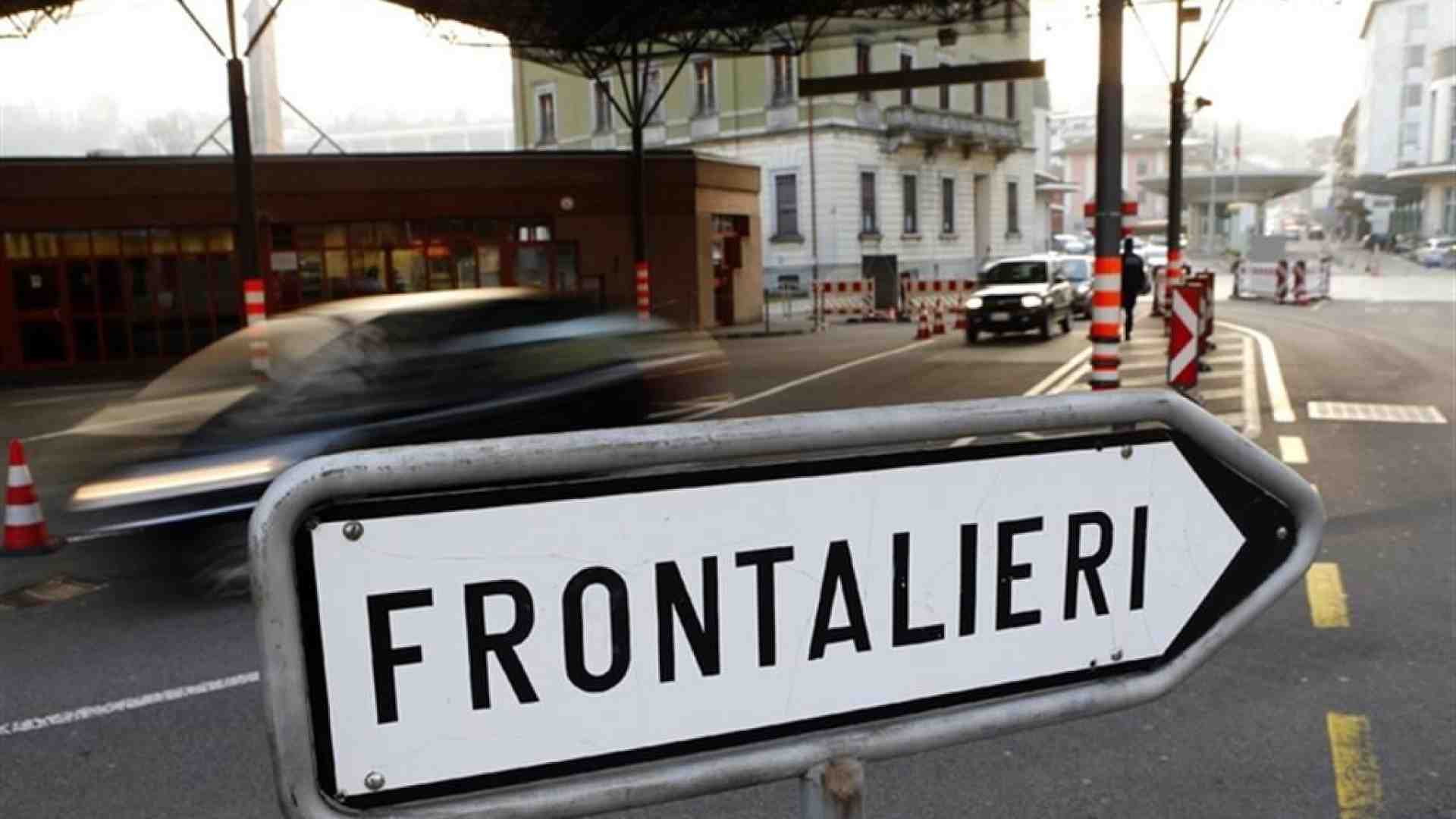 Immagine di Frontalieri italiani alla ricerca del futuro