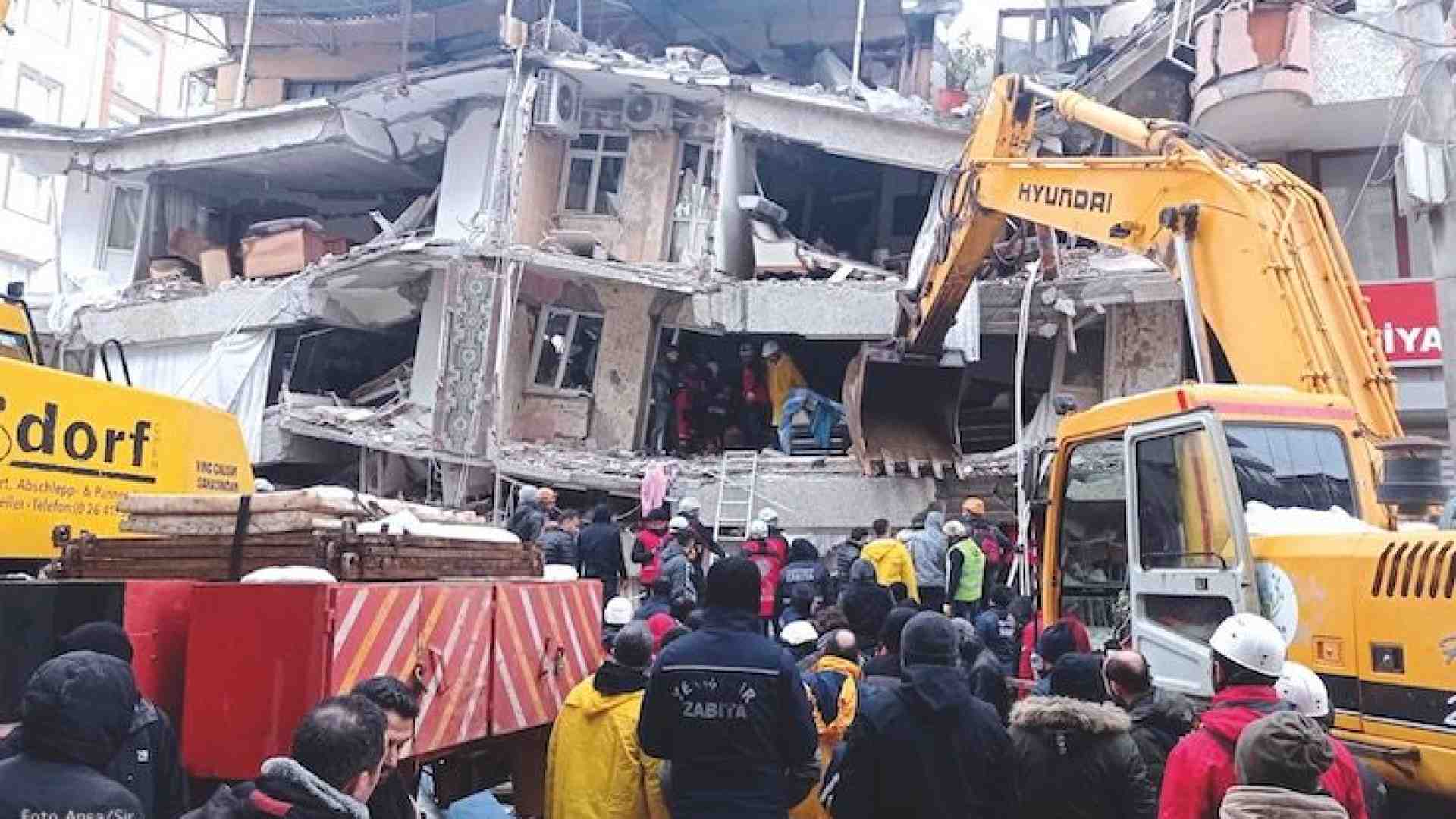 Immagine di Emergenza terremoto, mobilitiamoci per portare aiuti in Siria e in Turchia