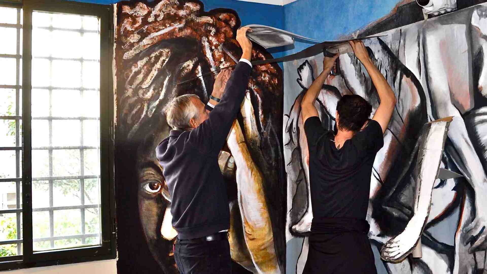 Immagine di Bollate, la «sala della pittura» che porta in carcere la libertà