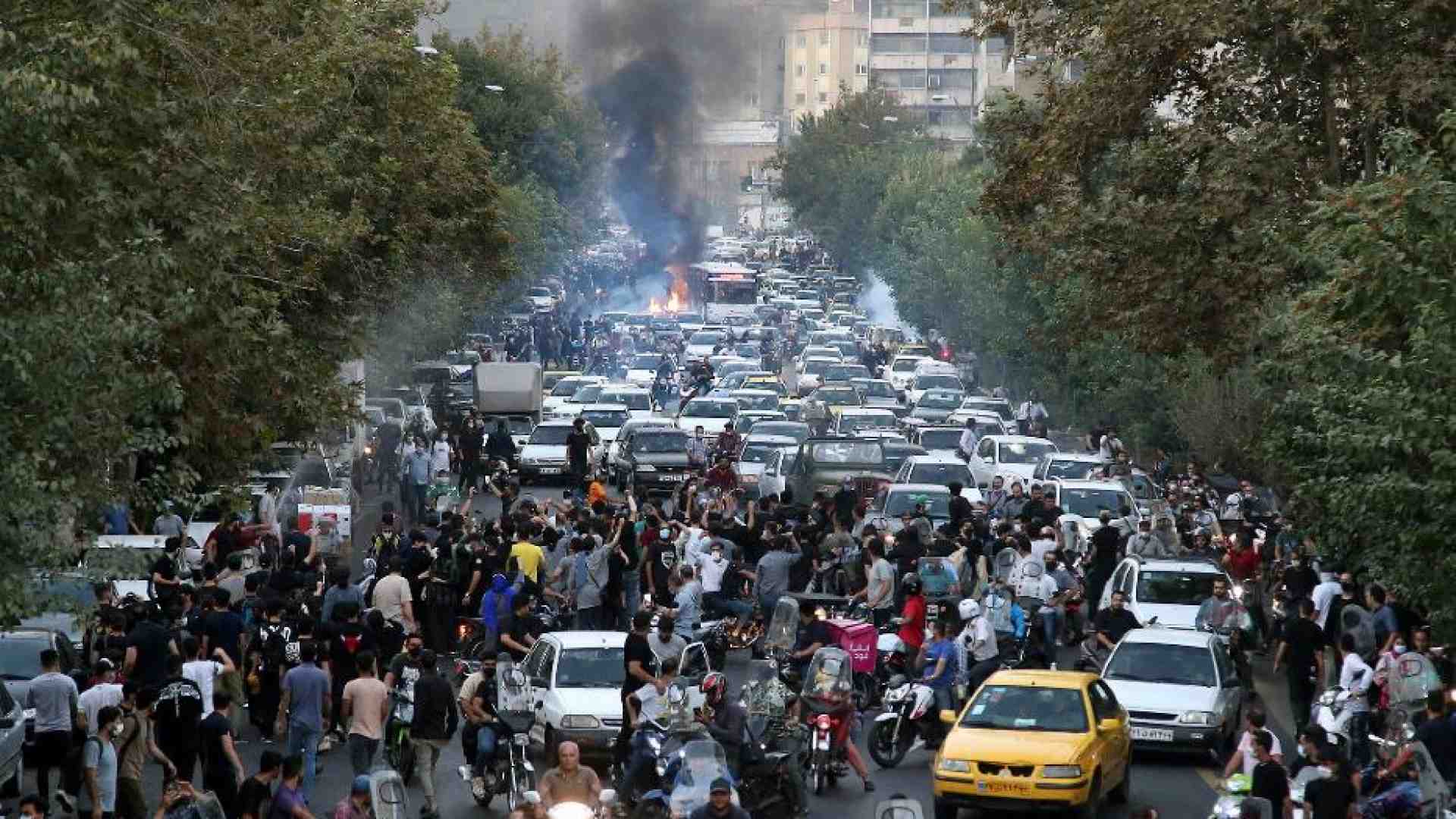 Immagine di Svolta: l’Iran in crisi vende beni pubblici
