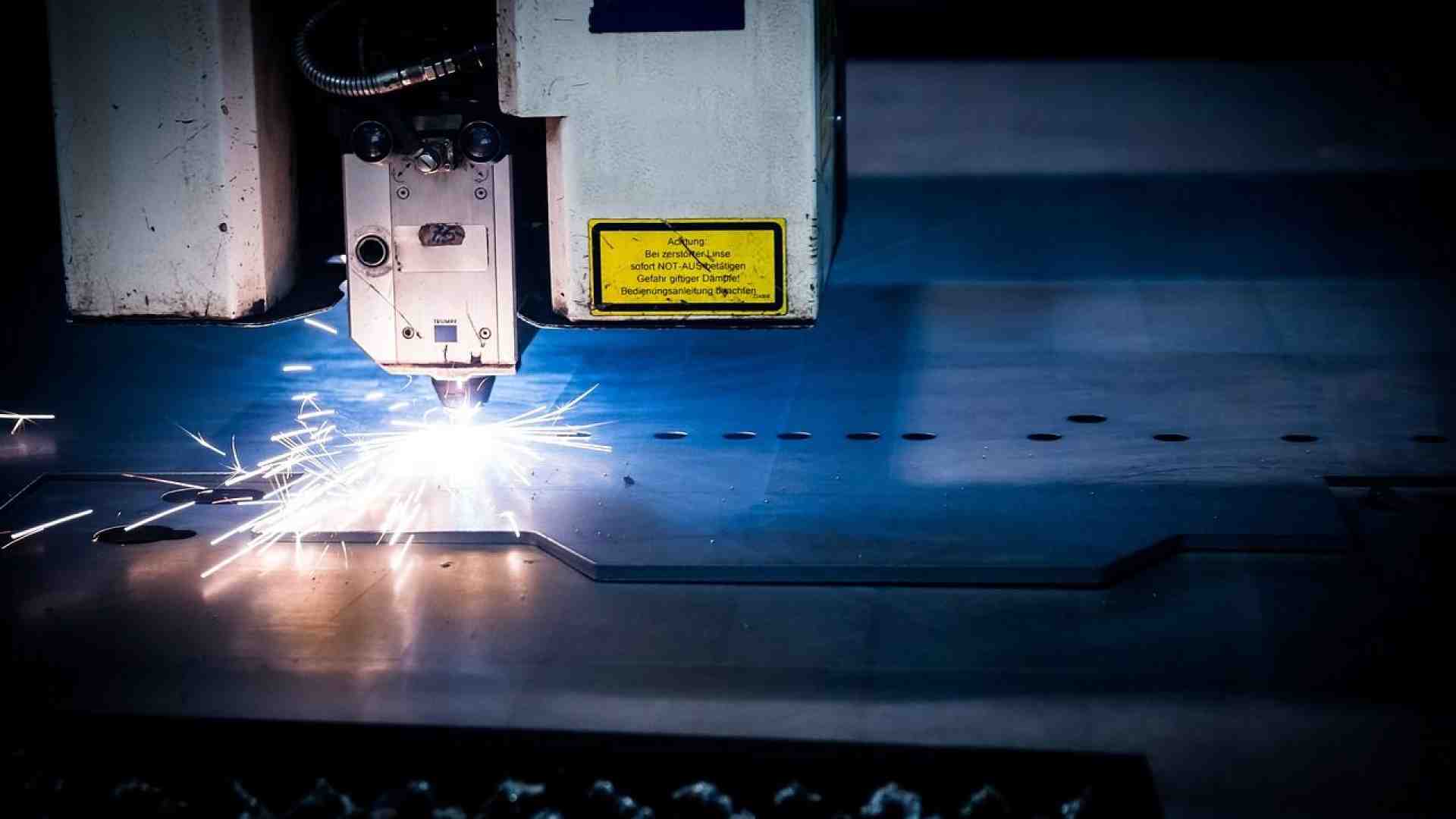 Immagine di Disoccupati over 30: corso di formazione per operatore macchine a controllo numerico