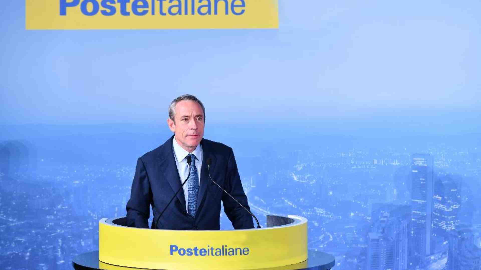 Immagine di Poste debutta nell'energia. Ma la maggior tutela costa meno
