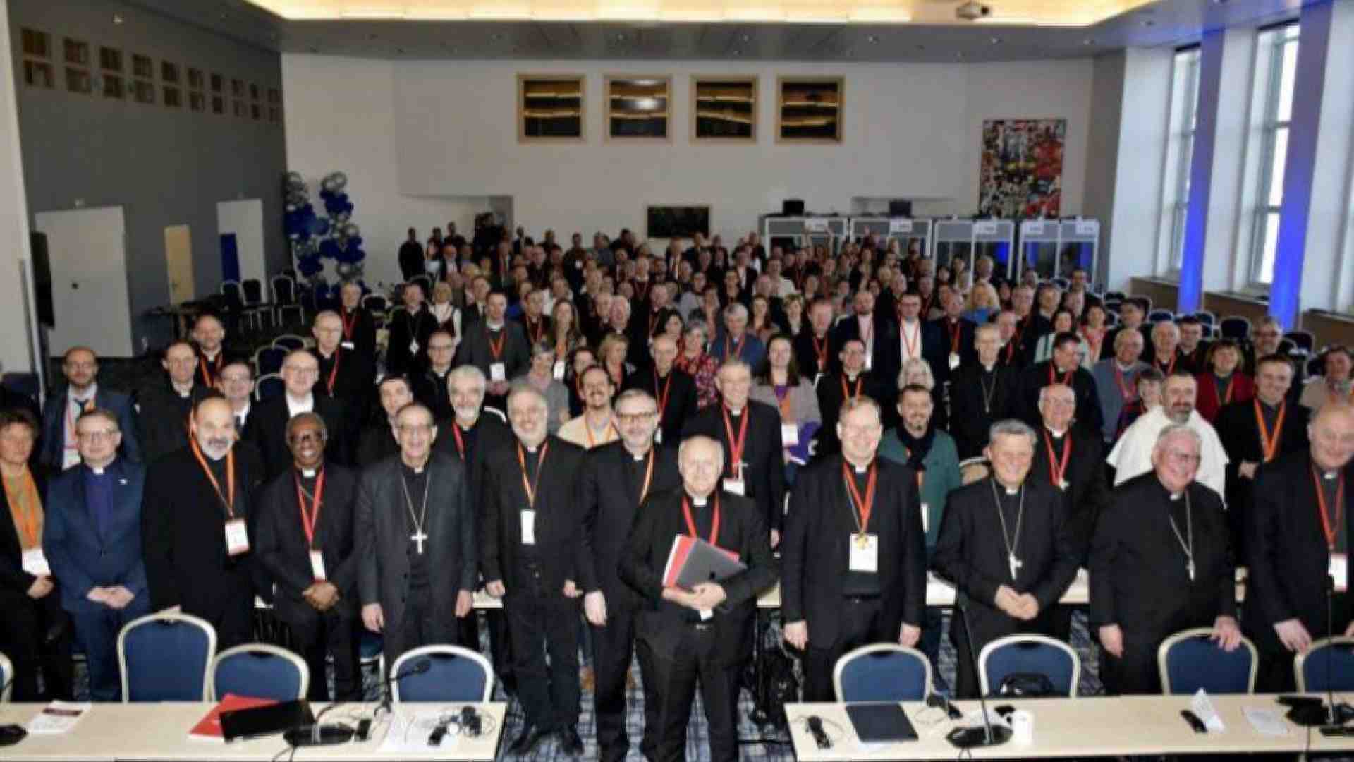 Immagine di I vescovi europei: «Una Chiesa sinodale dove tutti si sentano accolti»