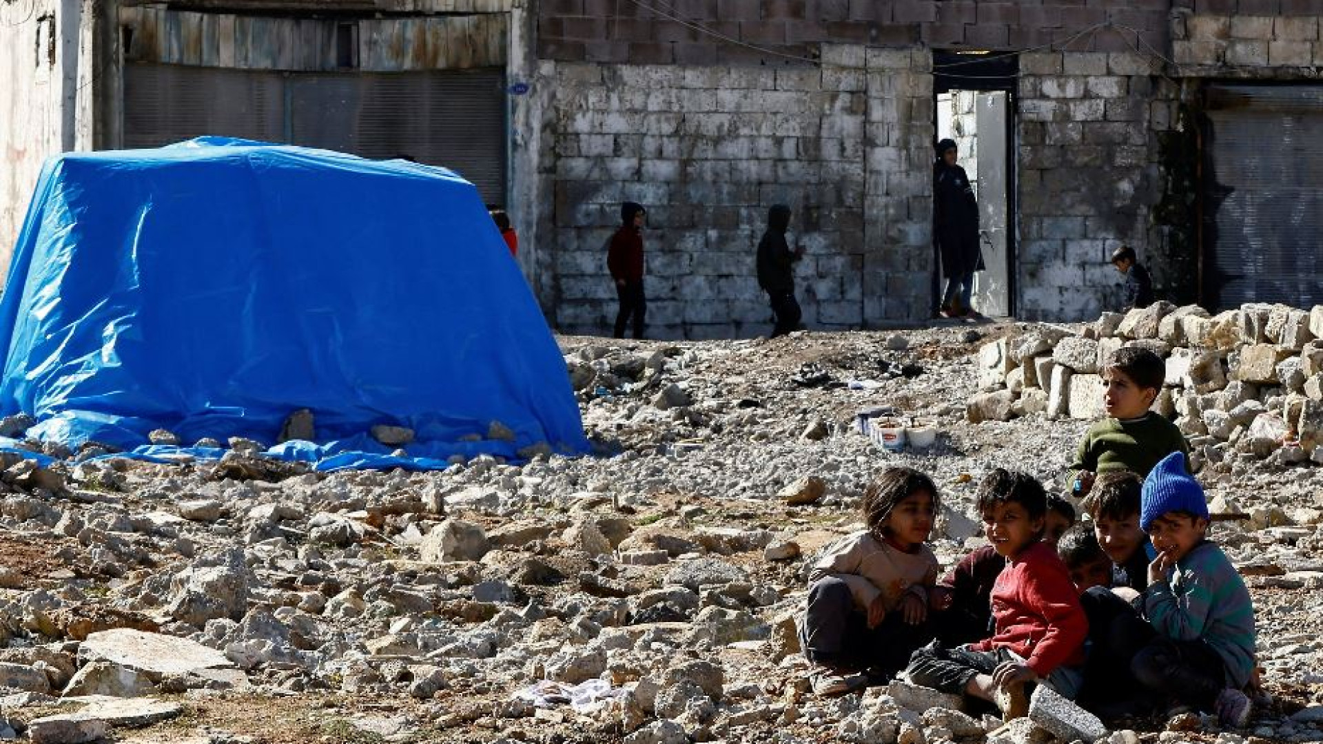 Immagine di «La Turchia continua a negare l’ingresso dei soccorsi nei villaggi curdi»