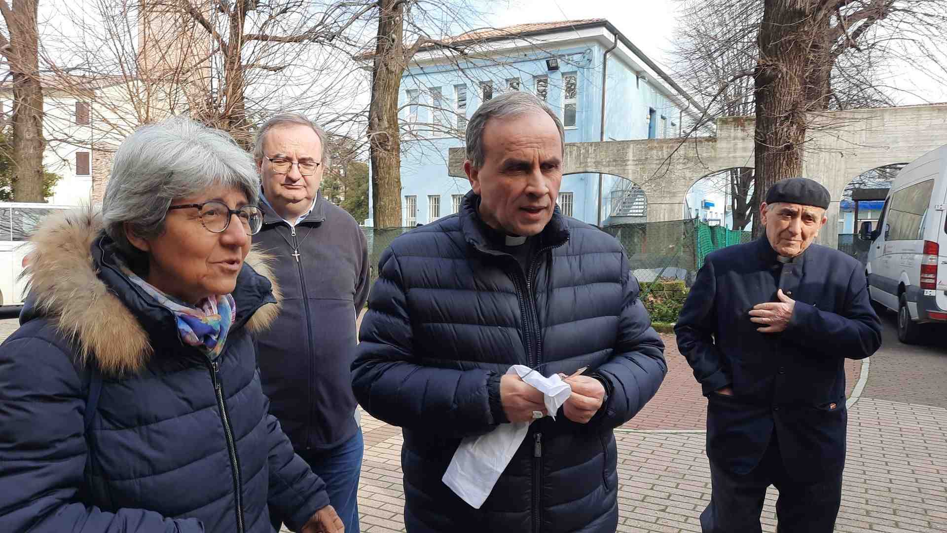 Immagine di Il vescovo Pompili visita un altro vicariato