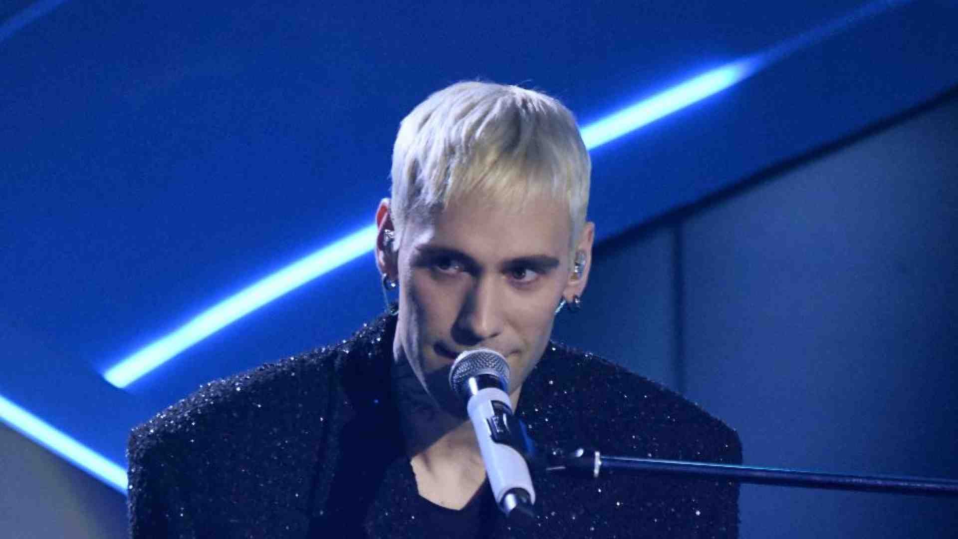 Immagine di Mr.Rain: «Canto per aiutare gli altri»