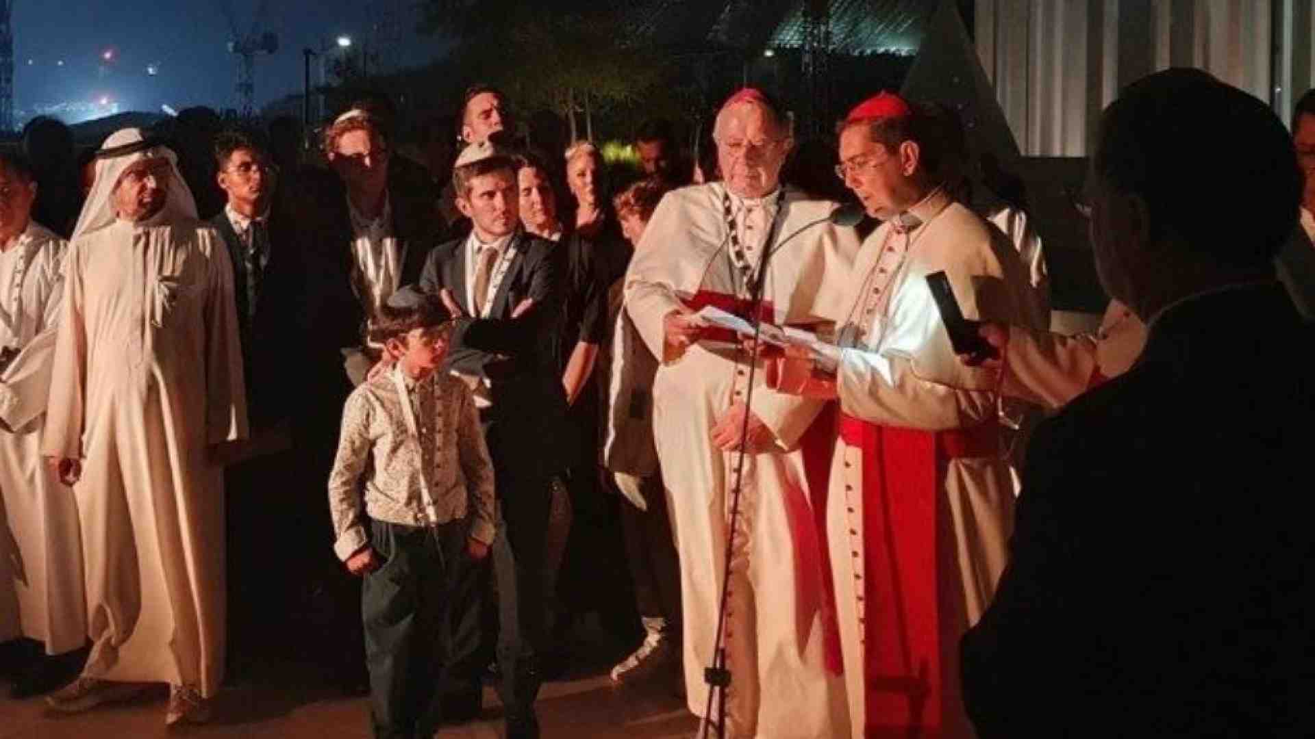 Immagine di Inaugurata la chiesa di San Francesco a fianco di una moschea e una sinagoga