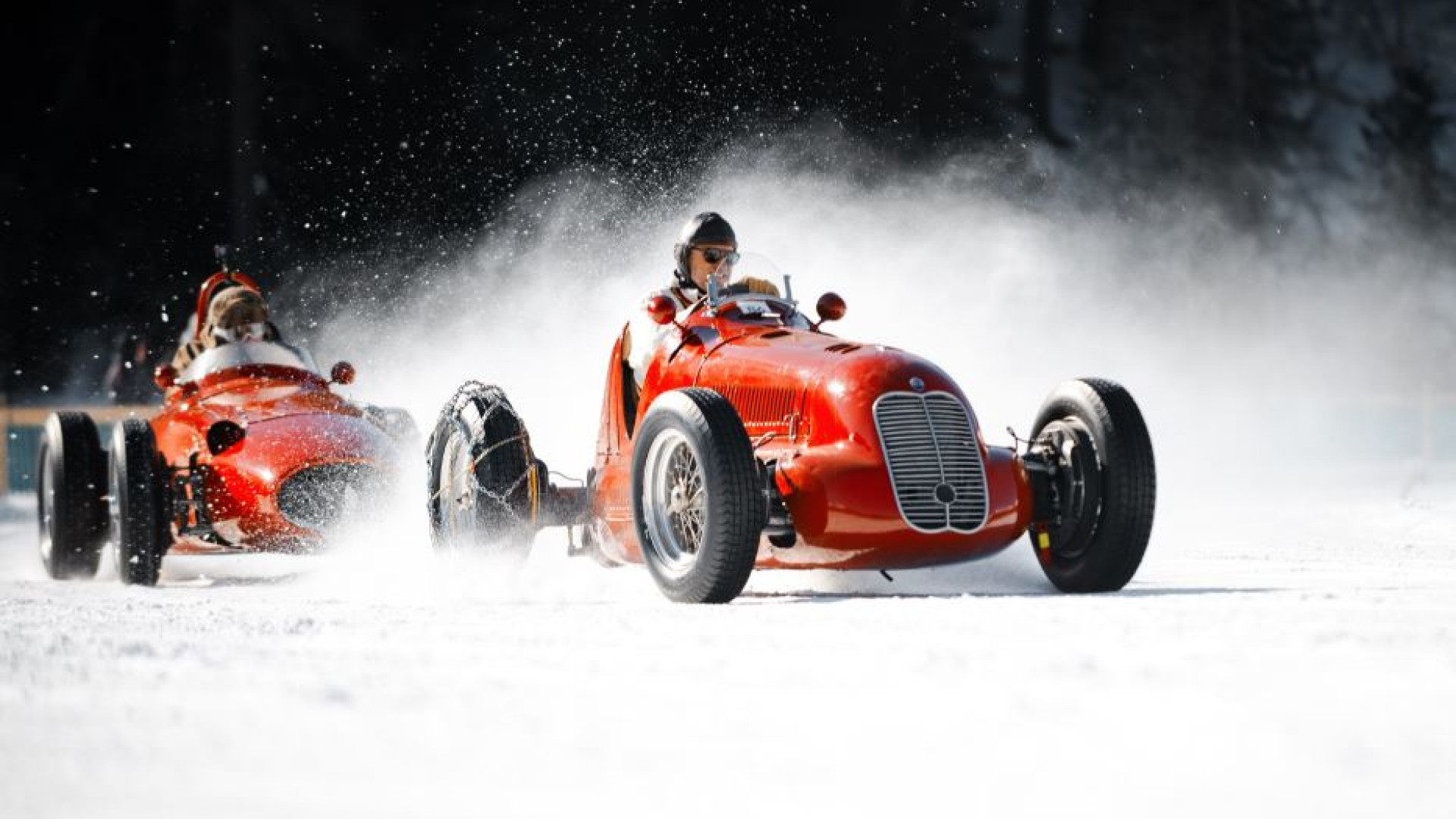 Immagine di A St. Moritz la meraviglia delle auto classiche sul lago ghiacciato