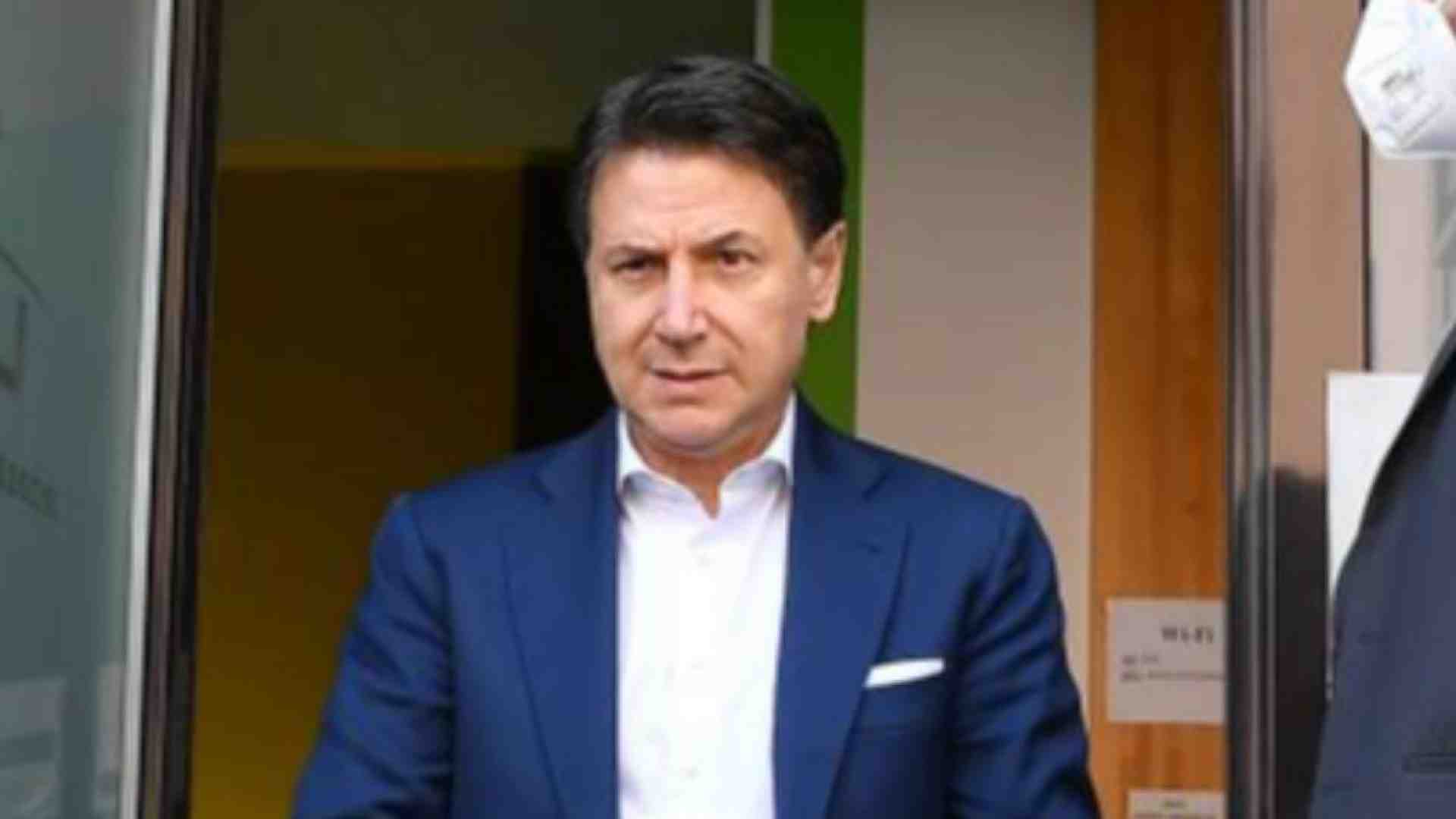 Immagine di Conte: «Meloni dica se siamo entrati in guerra»
