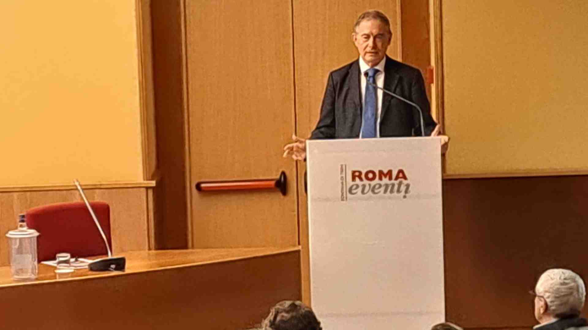 Immagine di Urso: «Su elettrico pragmatismo o passiamo dalla padella alla brace»