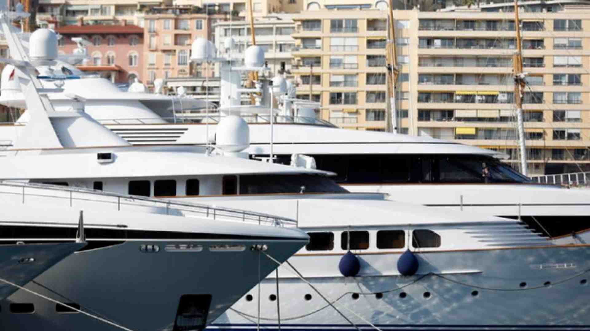 Immagine di Gli oligarchi fuggiti da Londra adesso «piangono miseria» in altri lidi