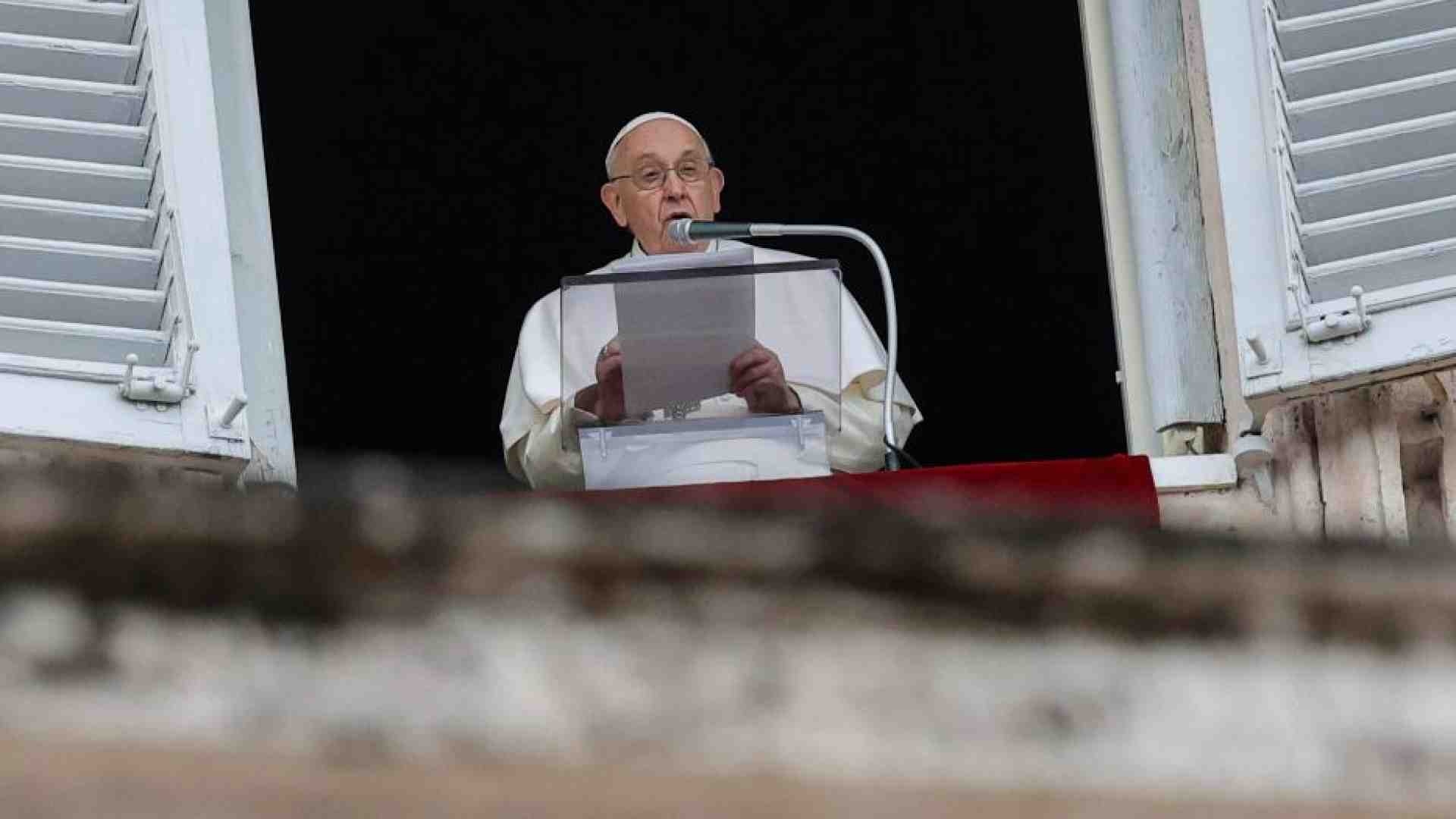 Immagine di Il Papa: mai negoziare col demonio, opporre alle tentazioni la Parola di Dio