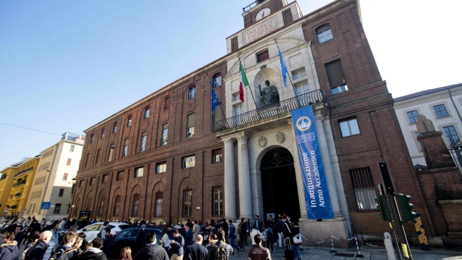 Immagine di Giornata per l’Università Cattolica. La Cei: la sfida è custodire «l’umano»