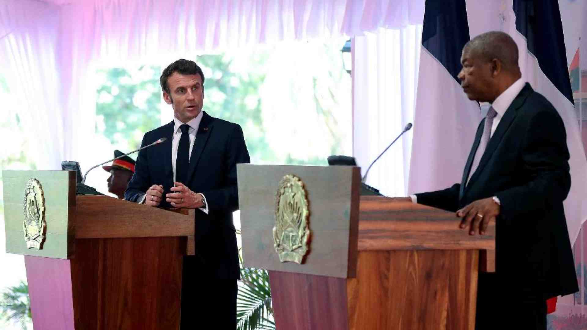 Immagine di Macron in Africa fa più affari che promesse