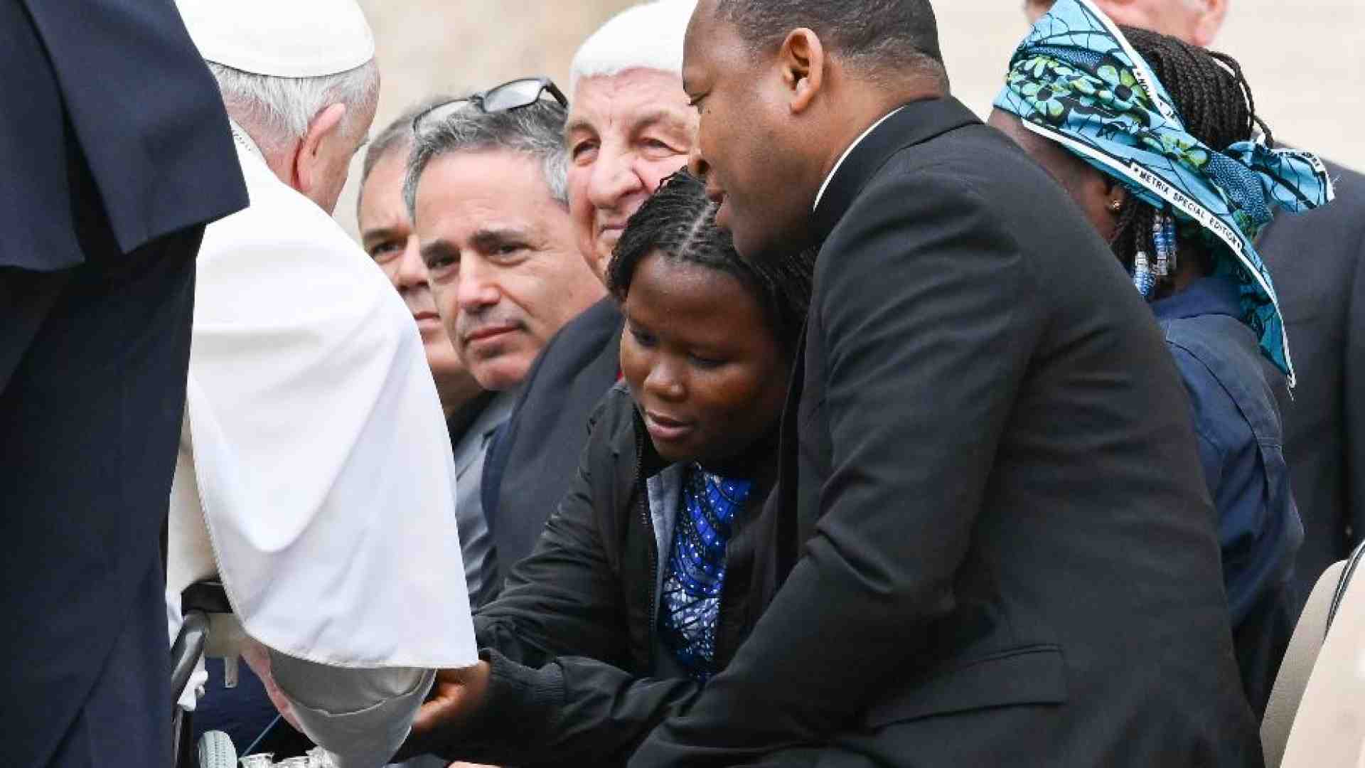 Immagine di L'8 marzo di due vittime di Boko Haram: il saluto del Papa