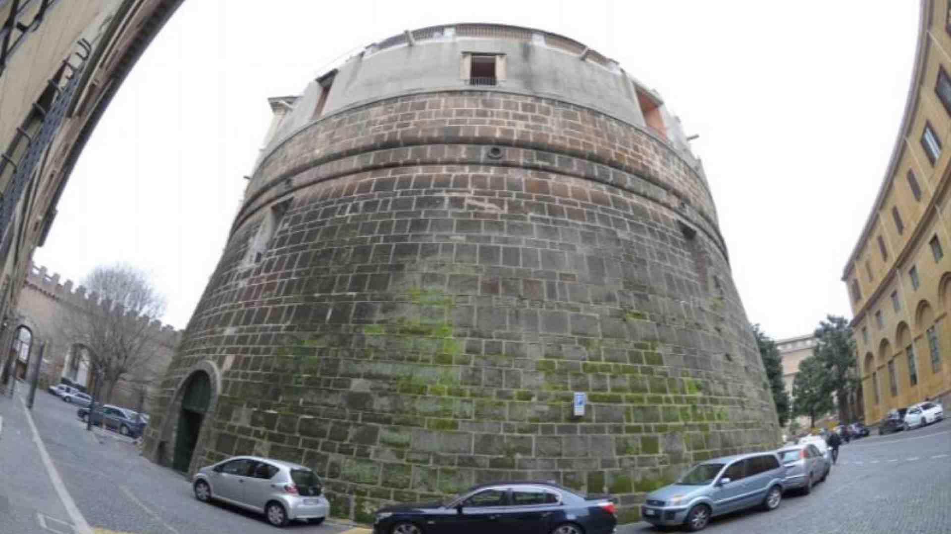 Immagine di Papa Francesco rinnova lo Ior: ruoli e competenze delineati meglio