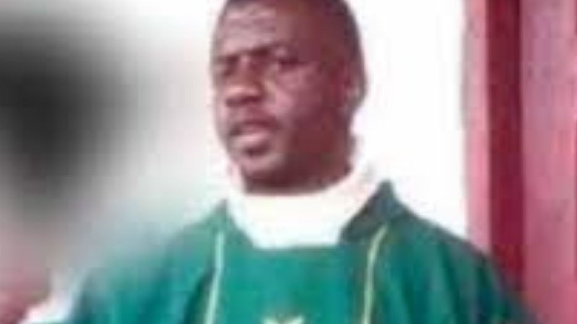Immagine di Assassinato un altro prete cattolico: lottava per la pace e la giustizia