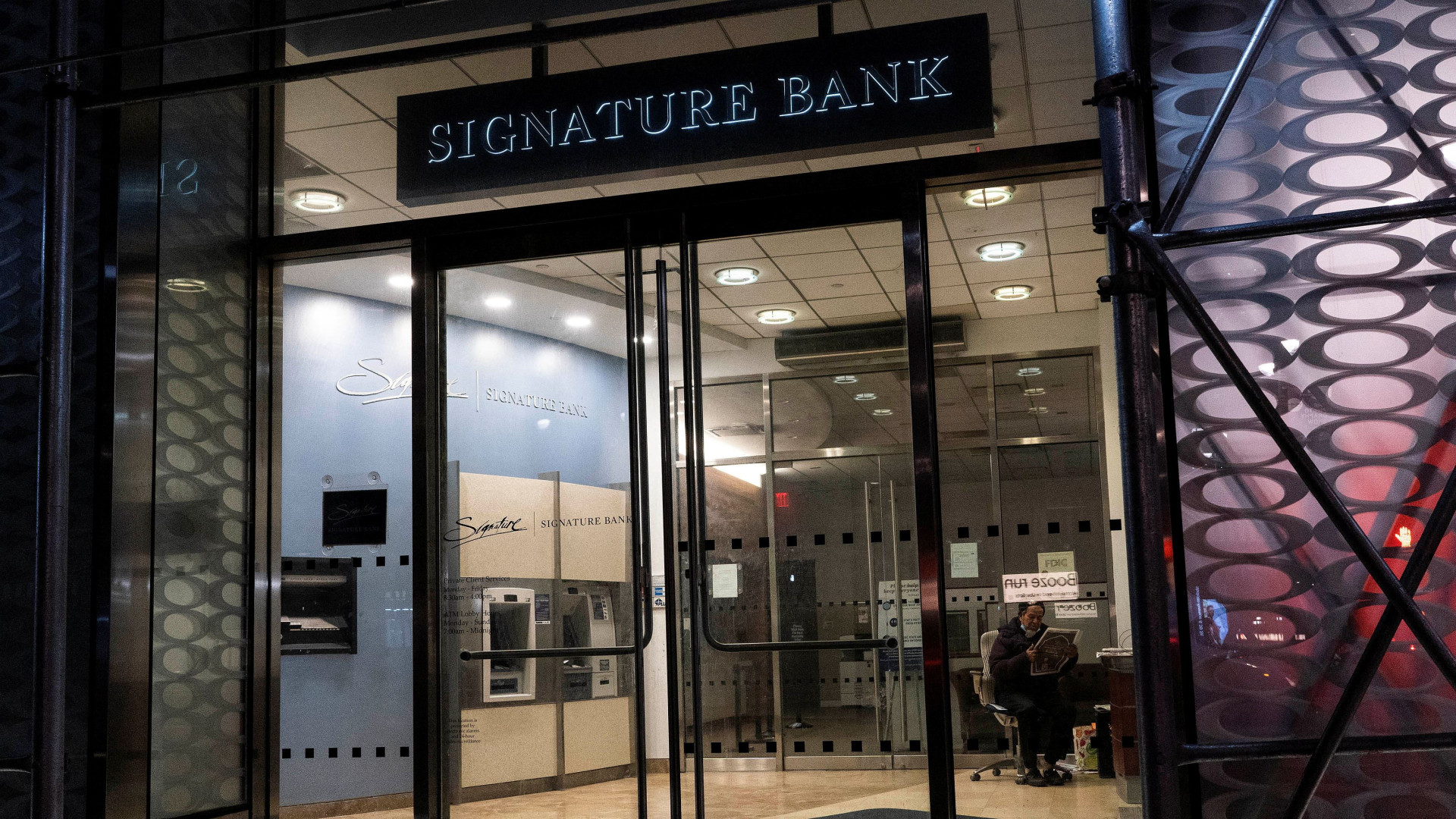 Immagine di Anche Signature Bank chiusa dalle autorità