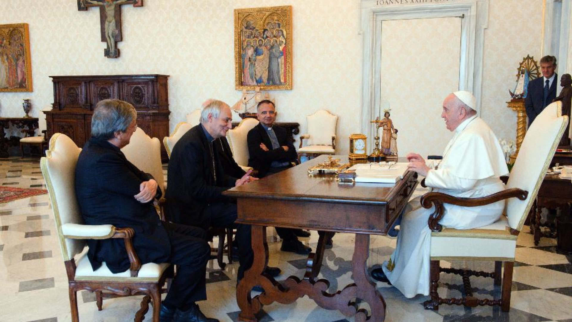 Immagine di Il cardinale Zuppi: è il Papa del Vangelo. Semplice, essenziale, radicale