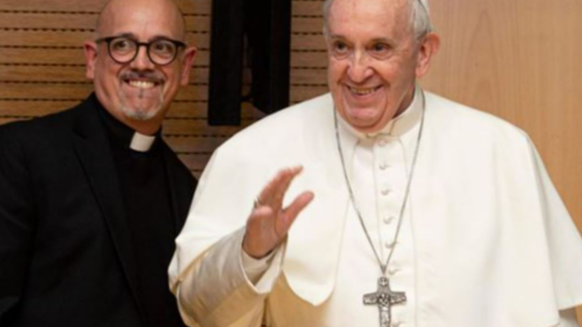Immagine di Il gesuita Narvaja: «Vi racconto mio zio, papa Francesco»